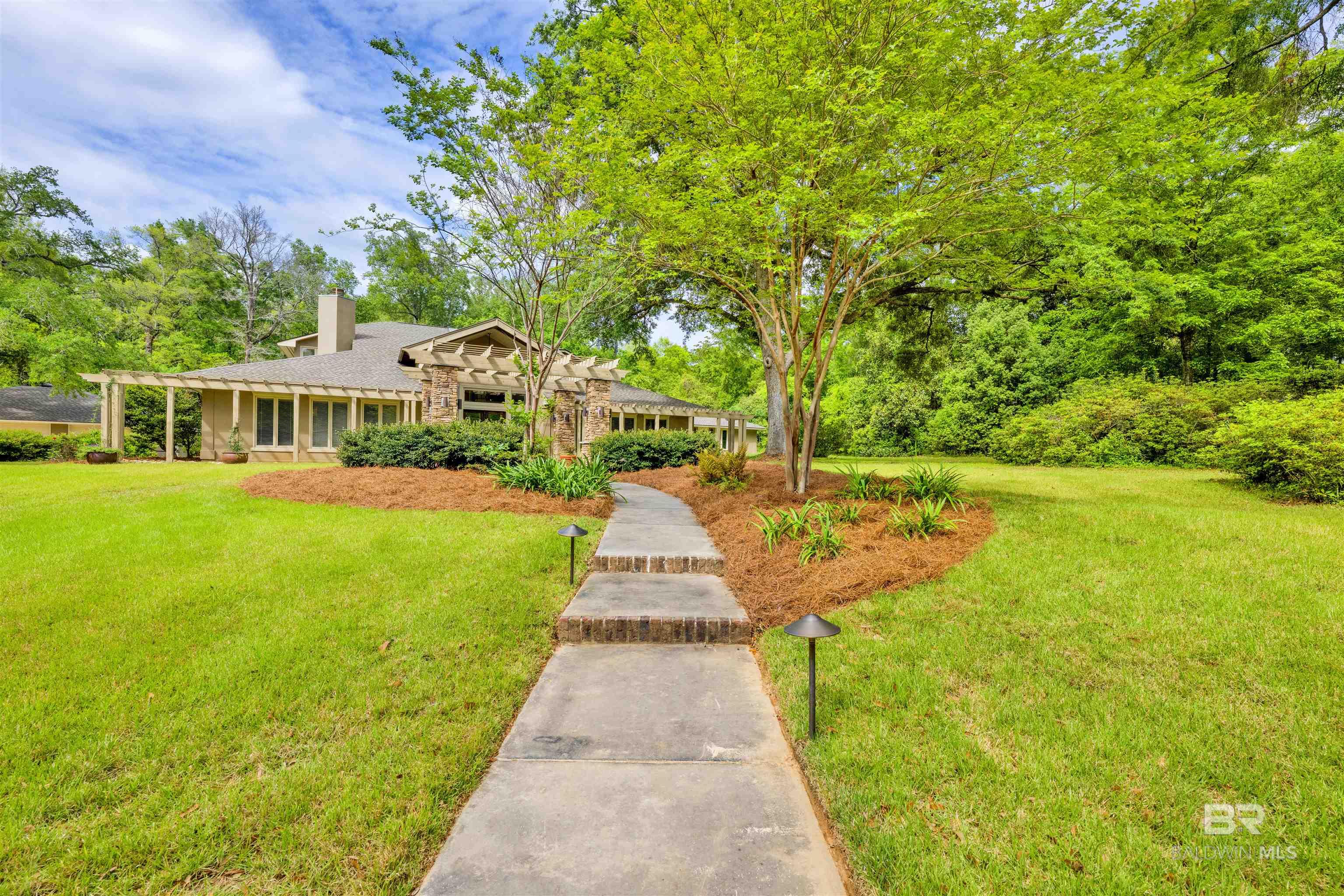 6801 N Winding Brook Drive, Daphne, AL, 36526