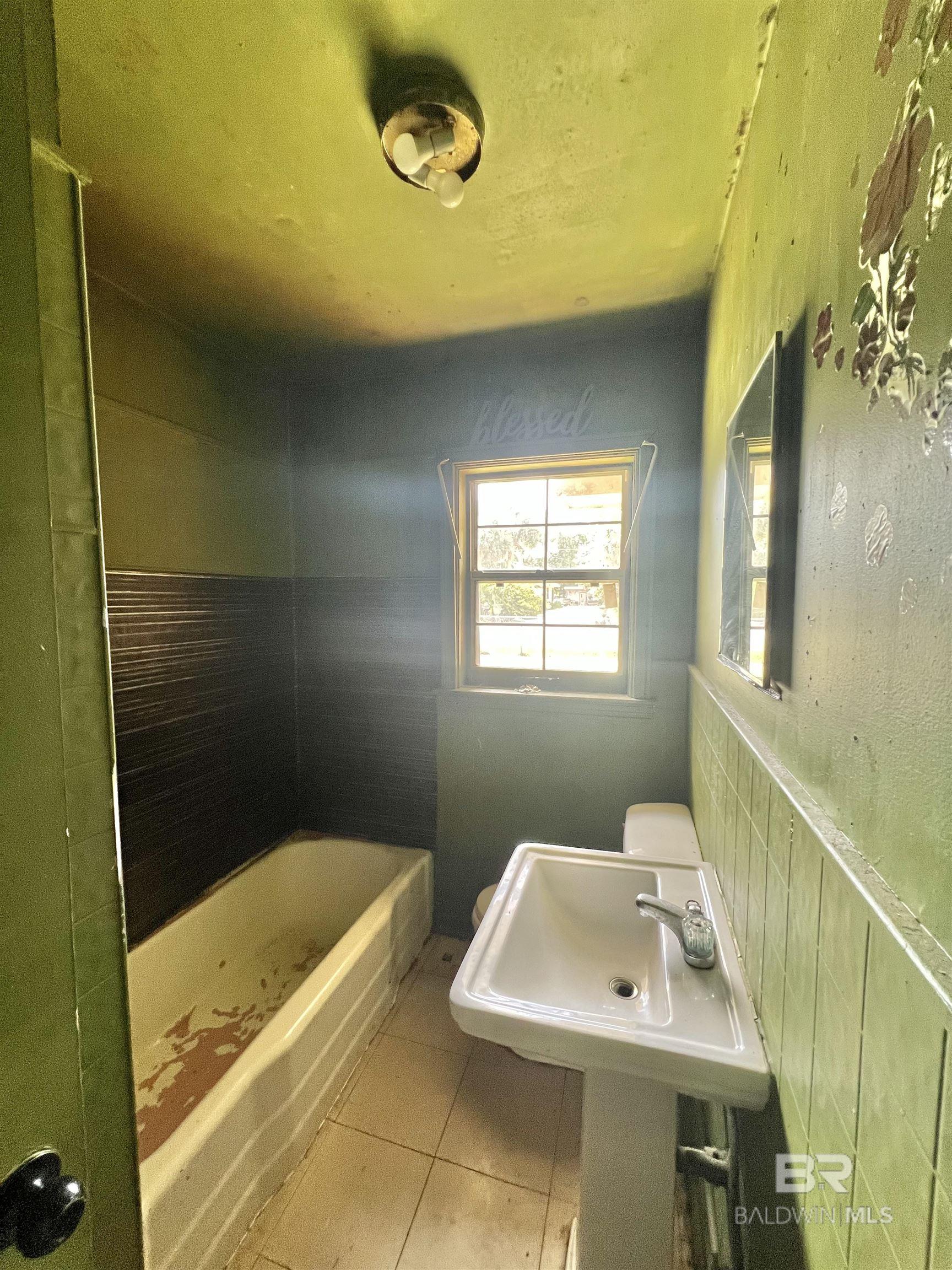 169 E Ashley Street, Atmore, AL, 36502