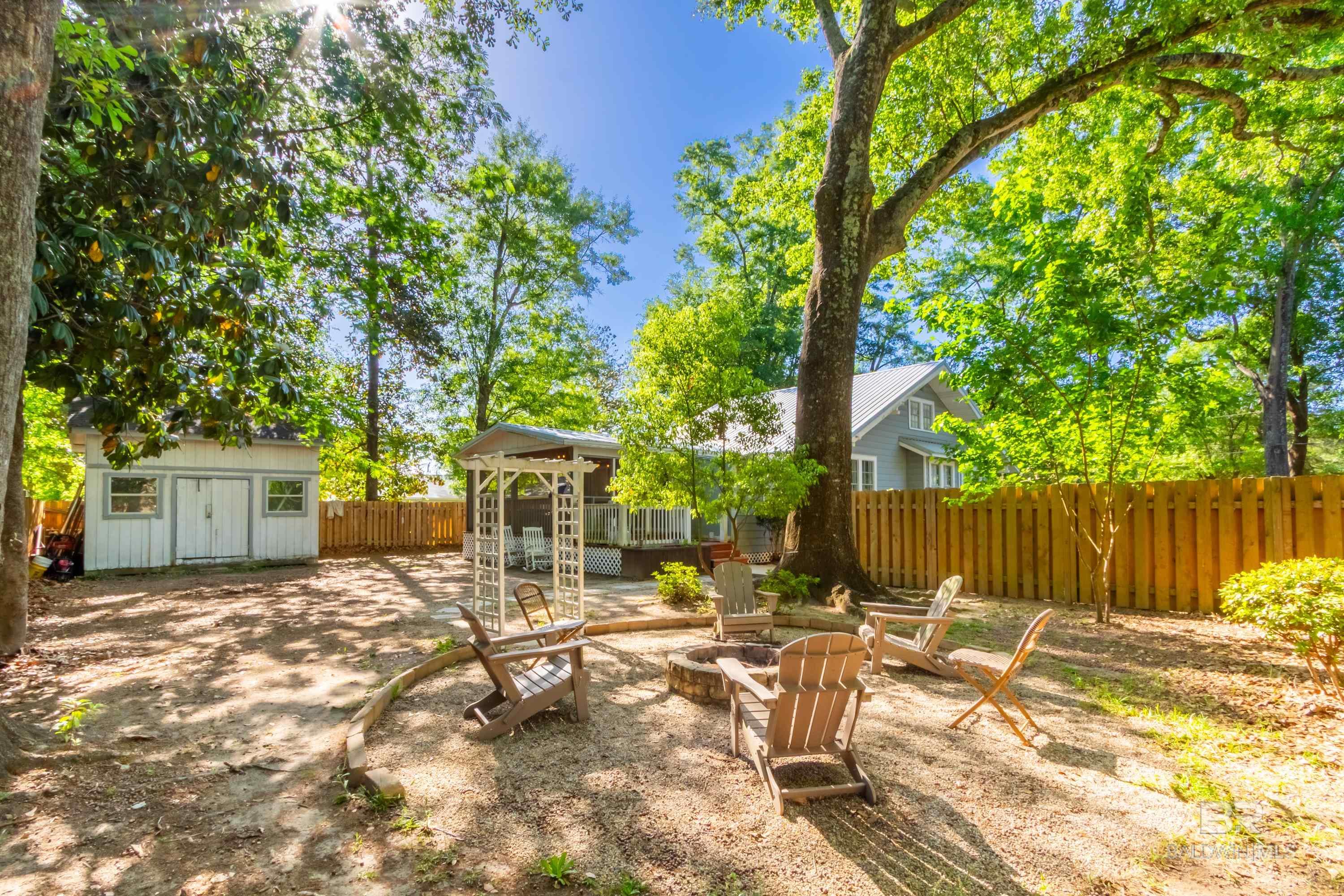 220 W Spruce Avenue, Foley, AL, 36535