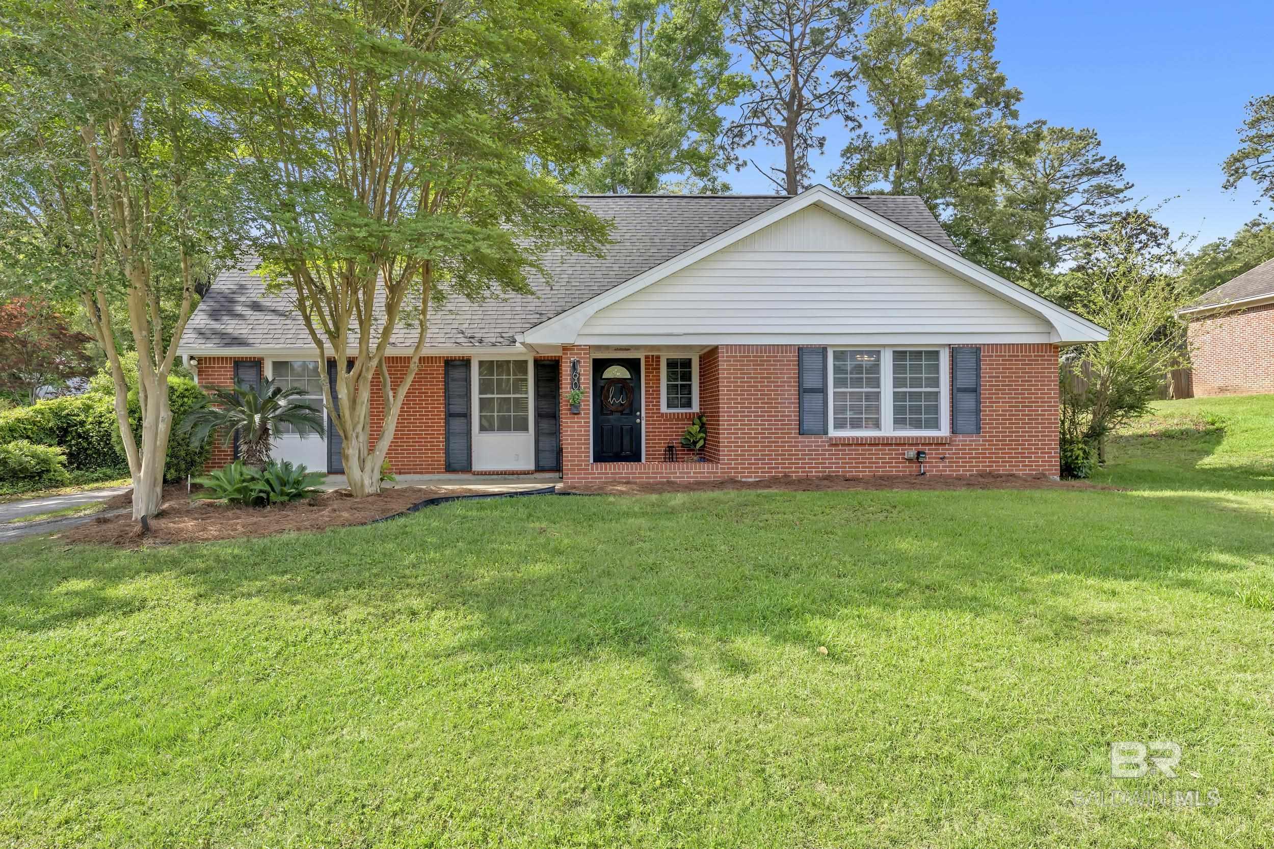 160 Country Club Drive, Daphne, AL, 36526