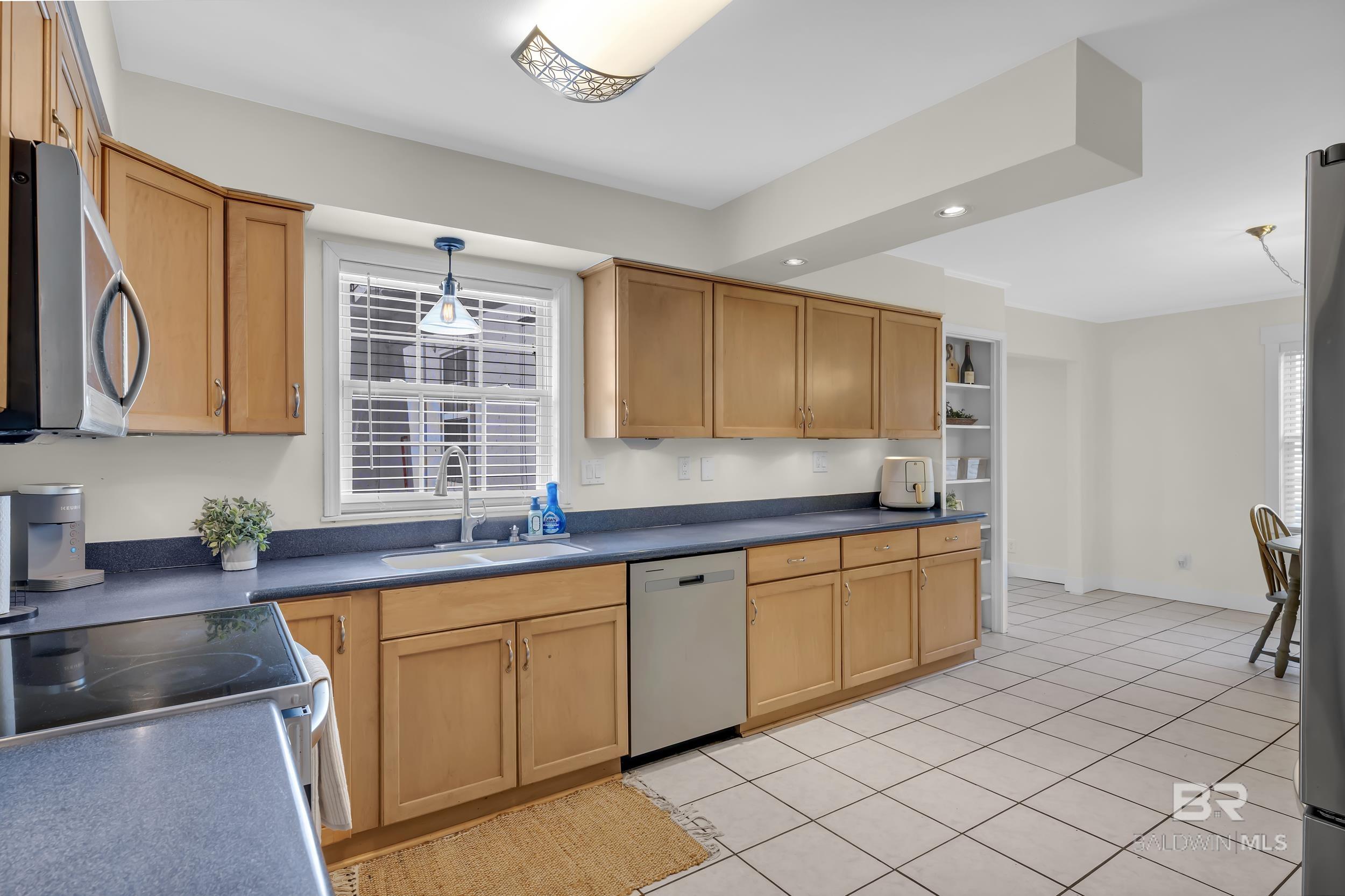160 Country Club Drive, Daphne, AL, 36526