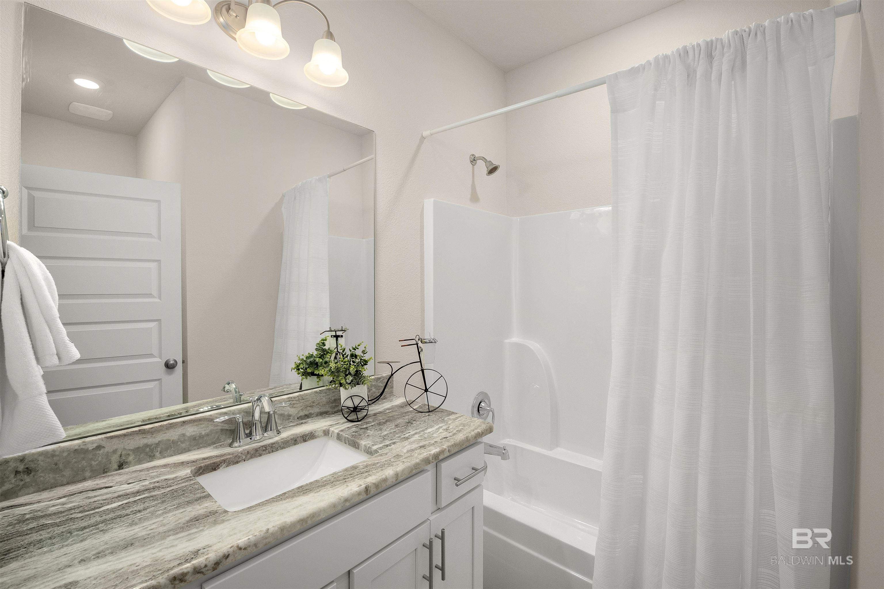 9476 Albatross Drive, Foley, AL, 36535