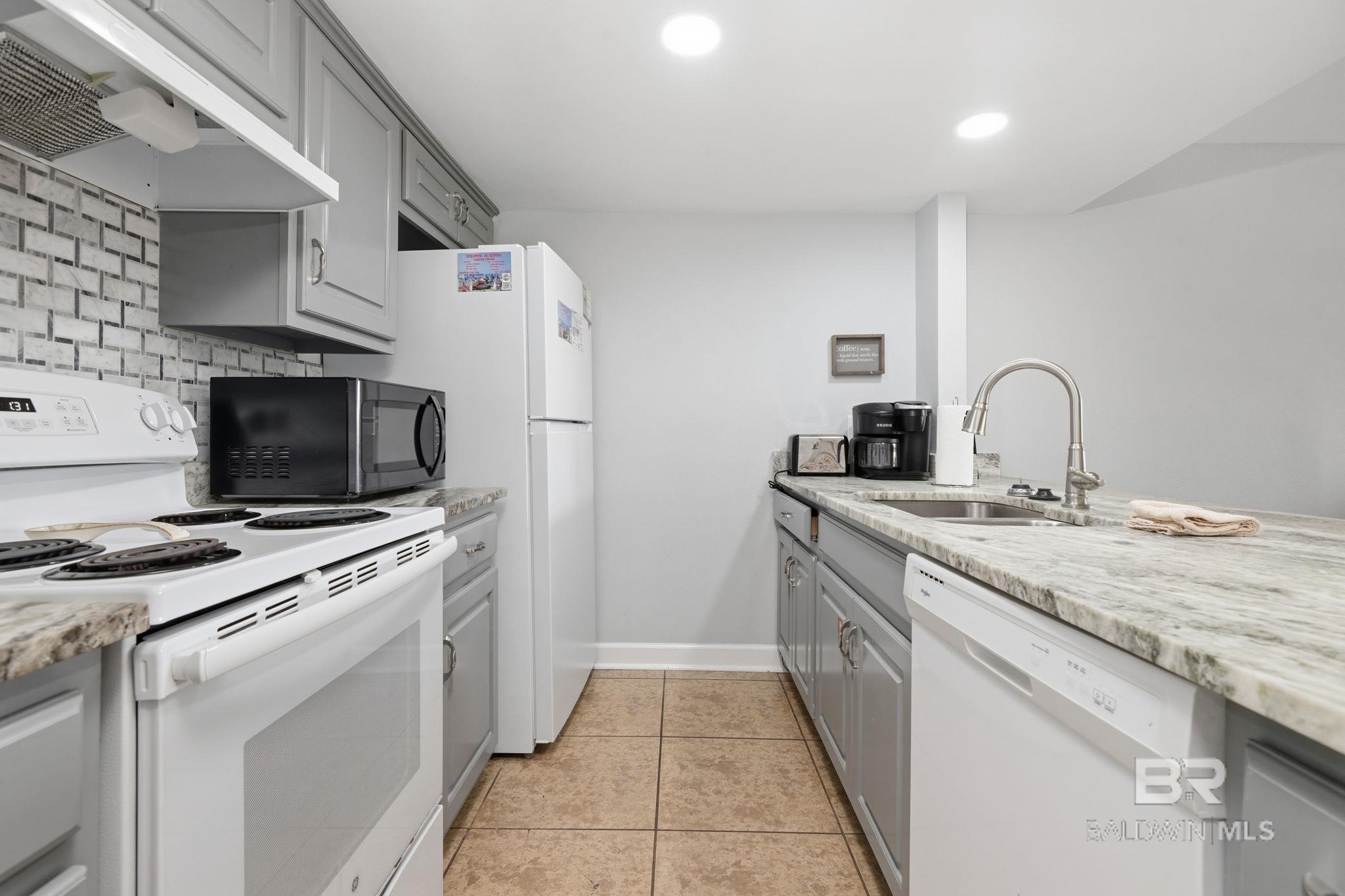 344 E Beach Boulevard UNIT 3, Gulf Shores, AL, 36542