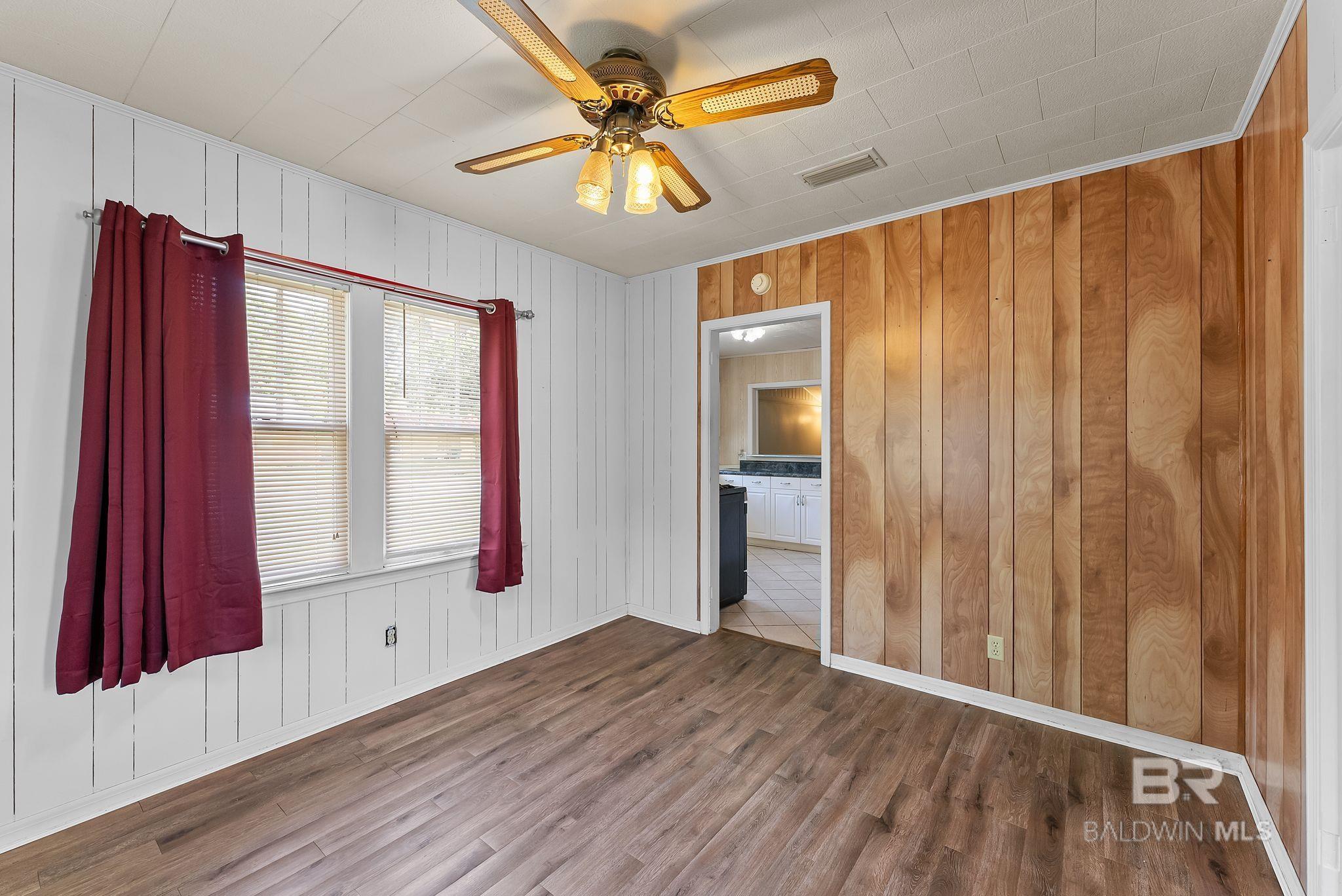 301 W Orange Avenue, Foley, AL, 36535