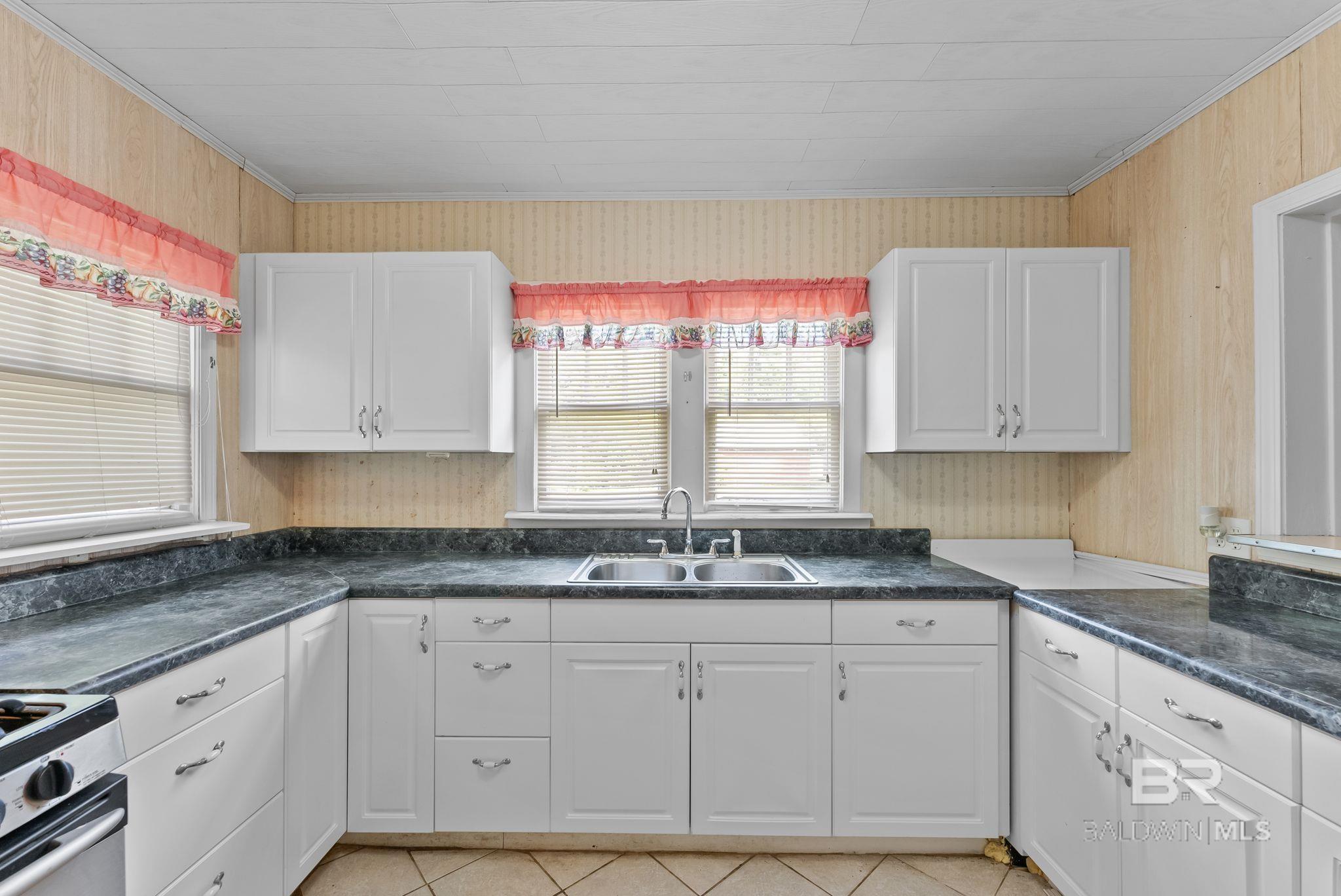 301 W Orange Avenue, Foley, AL, 36535