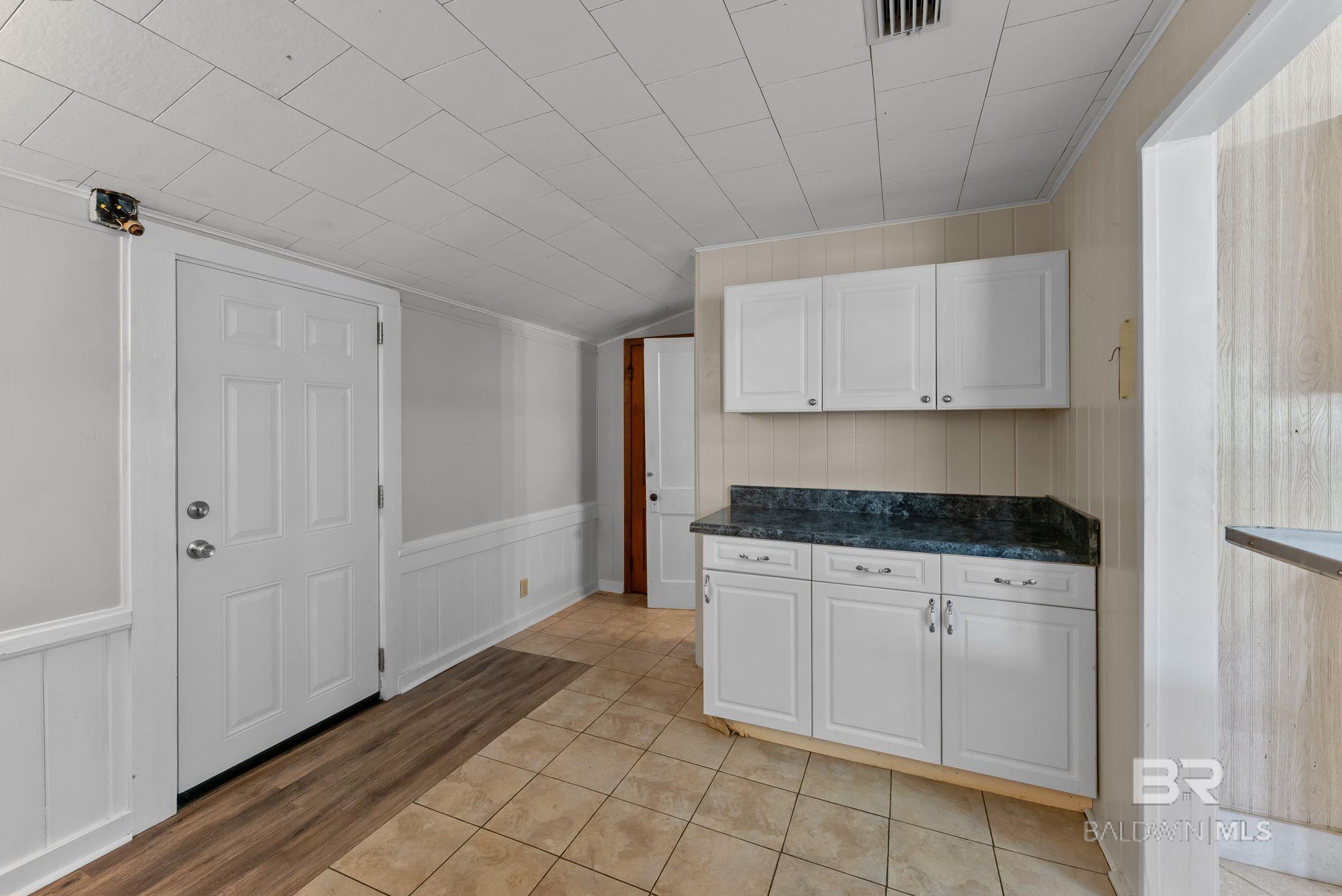 301 W Orange Avenue, Foley, AL, 36535