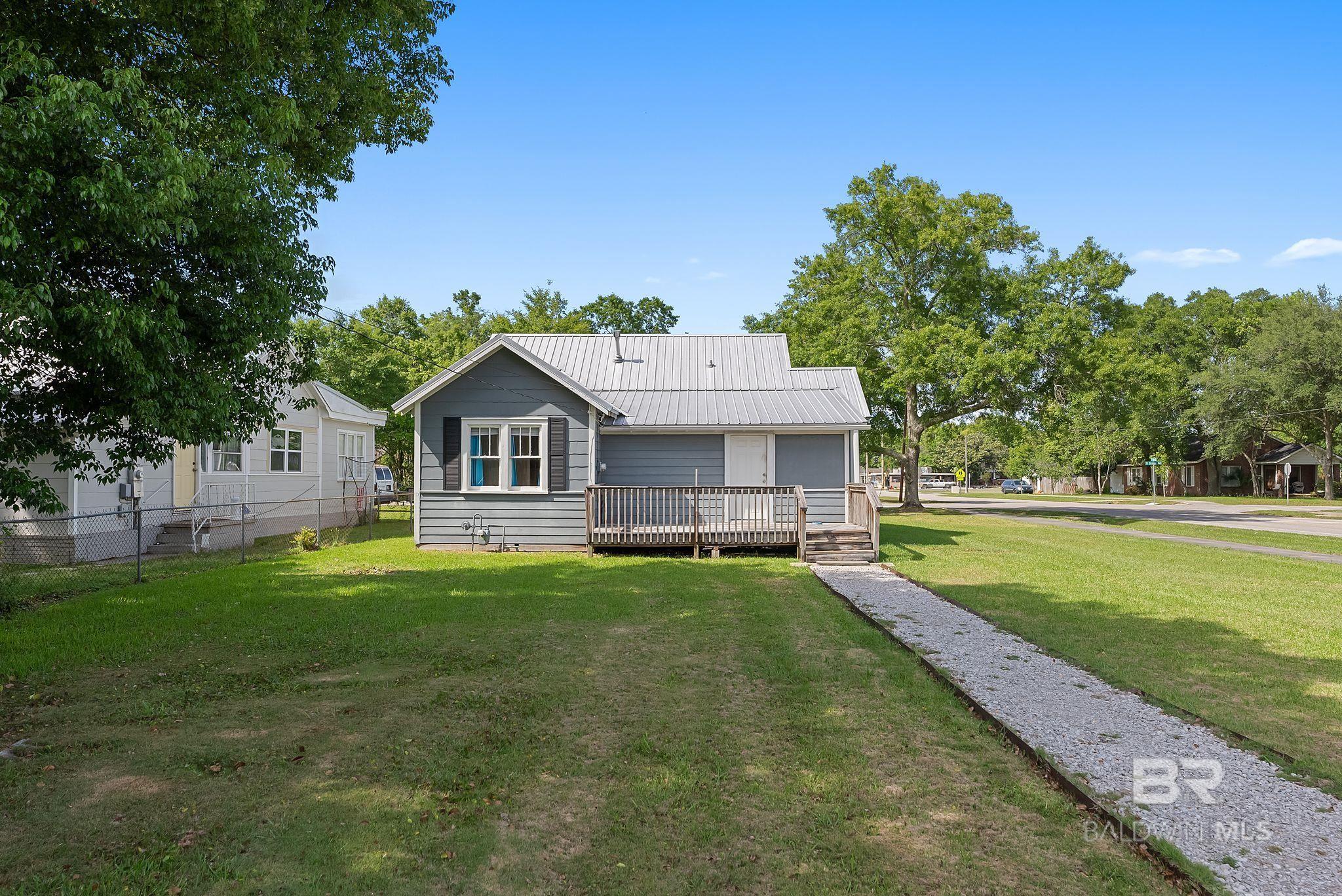 301 W Orange Avenue, Foley, AL, 36535