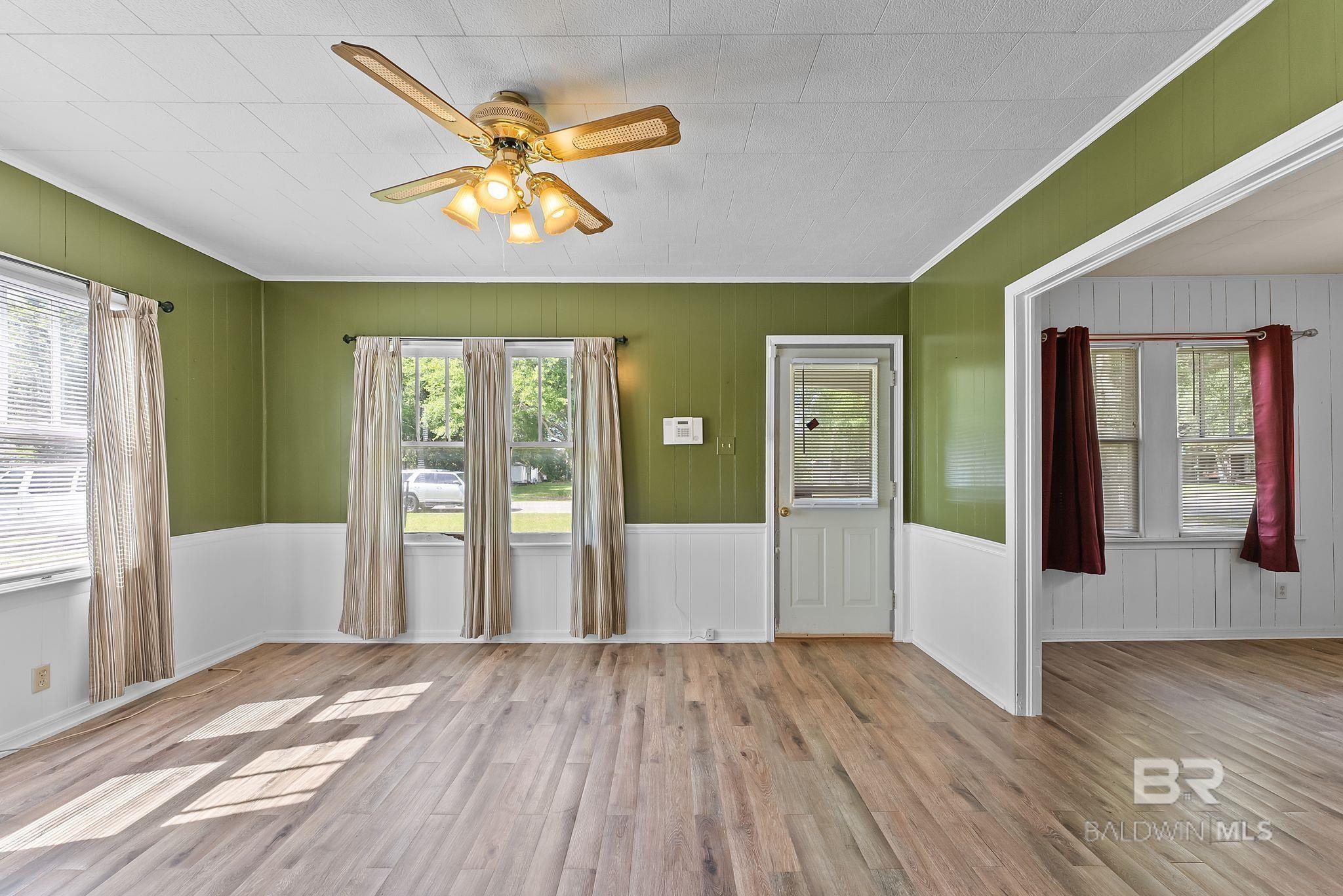 301 W Orange Avenue, Foley, AL, 36535