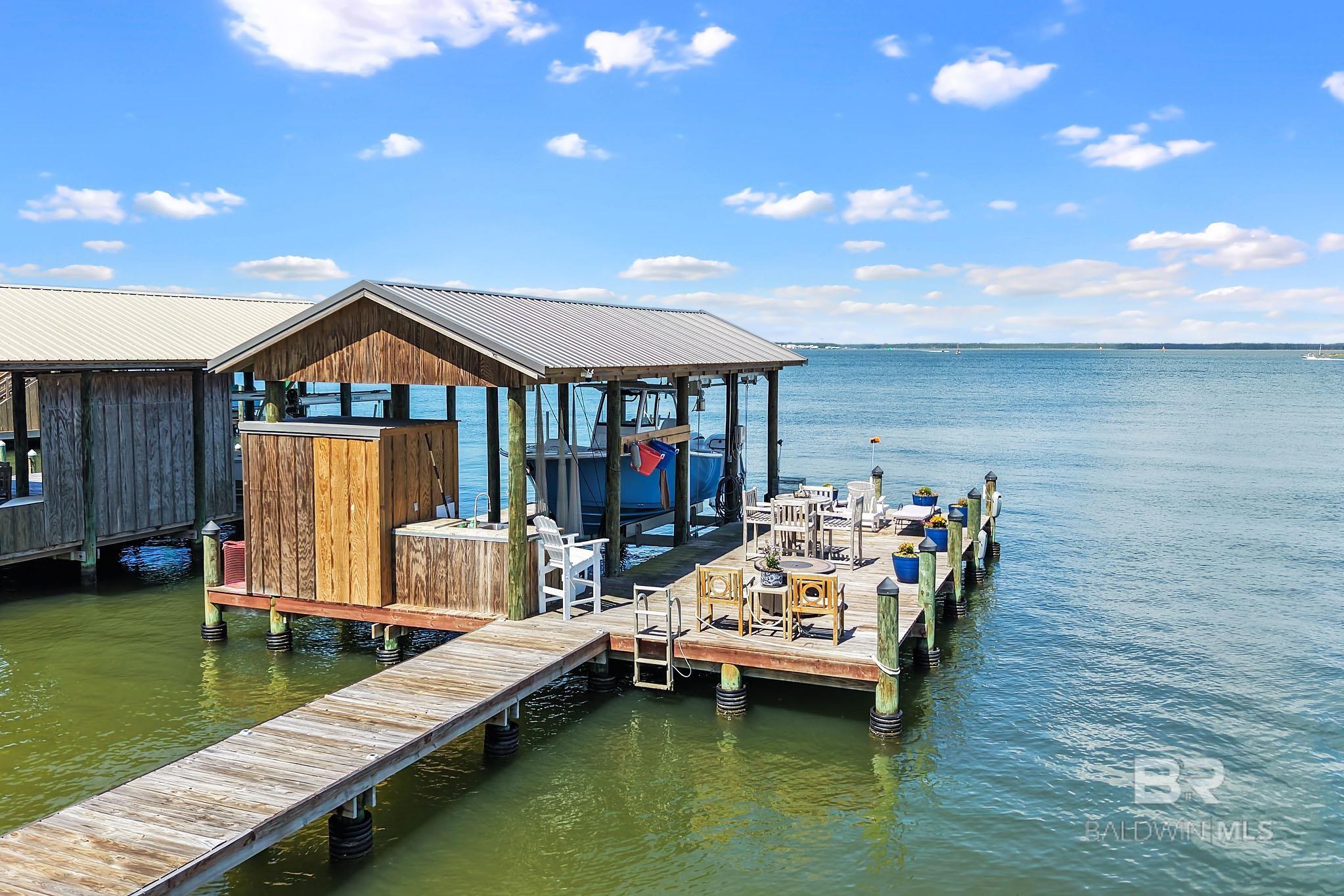https://zimg.paragon.ice.com/ParagonImages/Property/PG/BCAR/395516/43/0/0/d10eaf48ce0b6d5679de64399cceba40/7/2ae8108fabed87a3803ce4abaf613807/395516-4bacbc31-c3d3-42e7-81fa-12a70742cb03.JPG