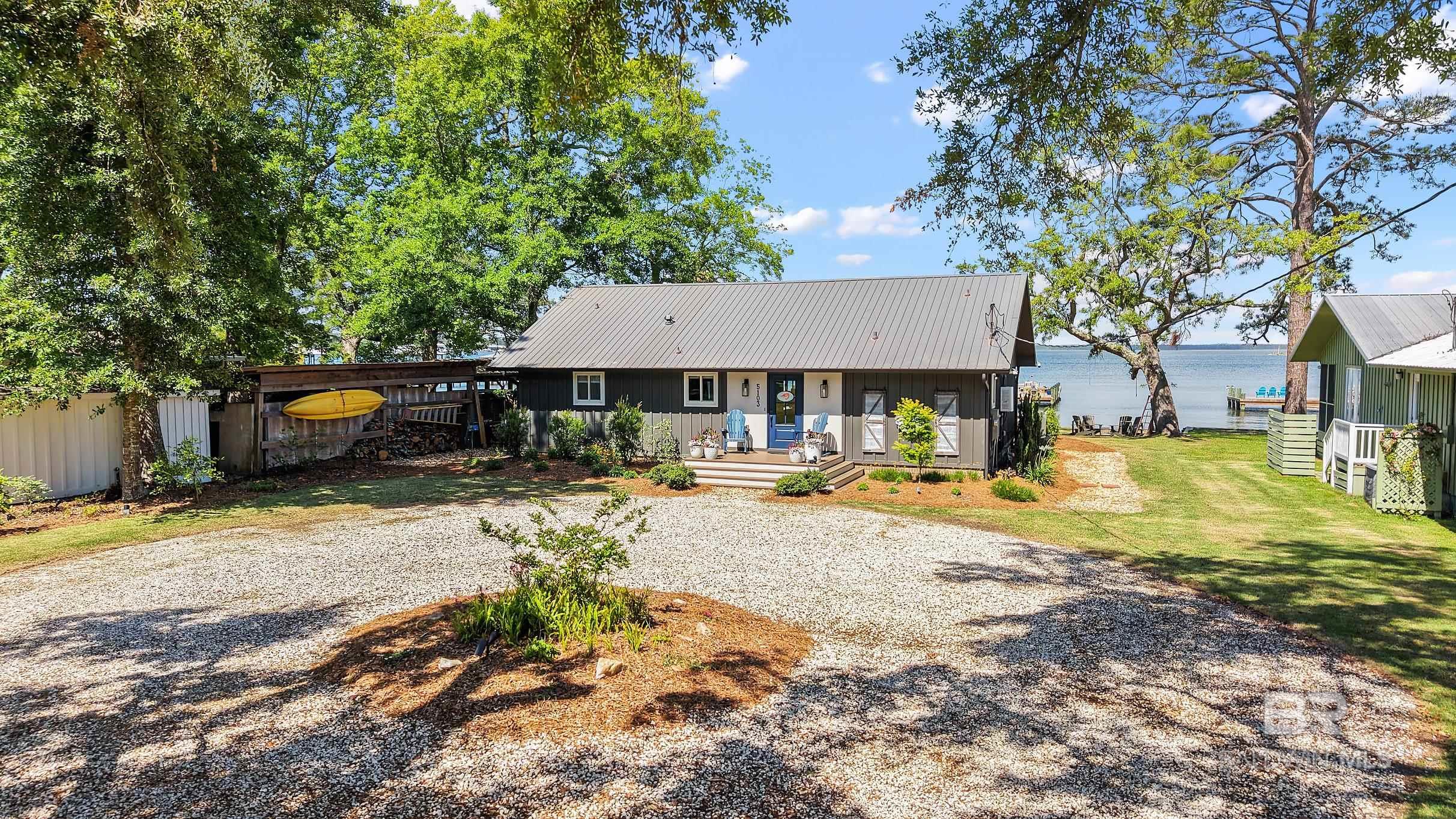 https://zimg.paragon.ice.com/ParagonImages/Property/PG/BCAR/395516/5/0/0/7197bb7d68bab31ac967d95e3d233eba/7/2ae8108fabed87a3803ce4abaf613807/395516-2f5d75a3-a7f2-4b19-aa43-904b9f3e0b35.JPG