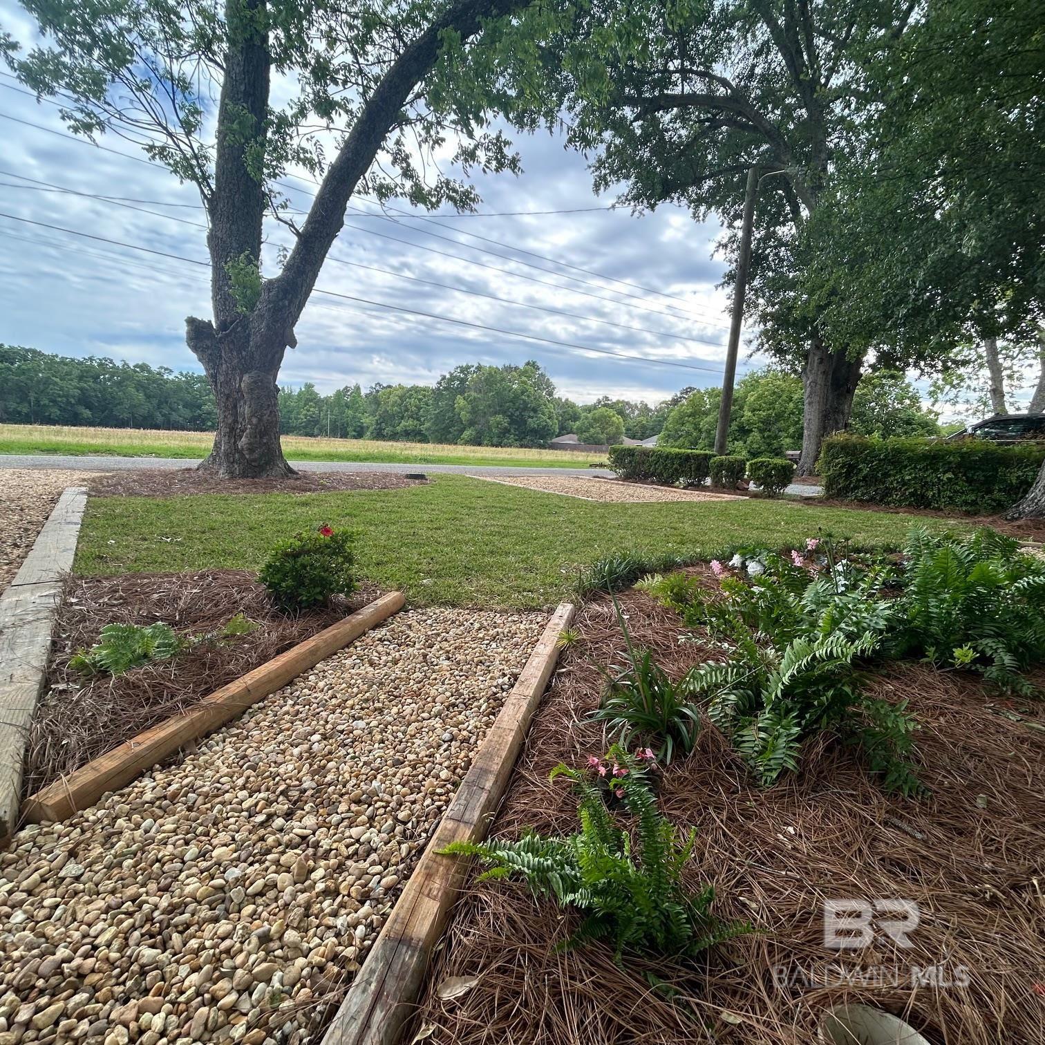 https://zimg.paragon.ice.com/ParagonImages/Property/PG/BCAR/395522/11/0/0/a7dbb2490b260a449512b7b8c5d01abd/7/69f820b2d750e0eab5248b2eb404d63a/395522-c05be228-c42b-49df-8608-af44f8251ca9.JPG
