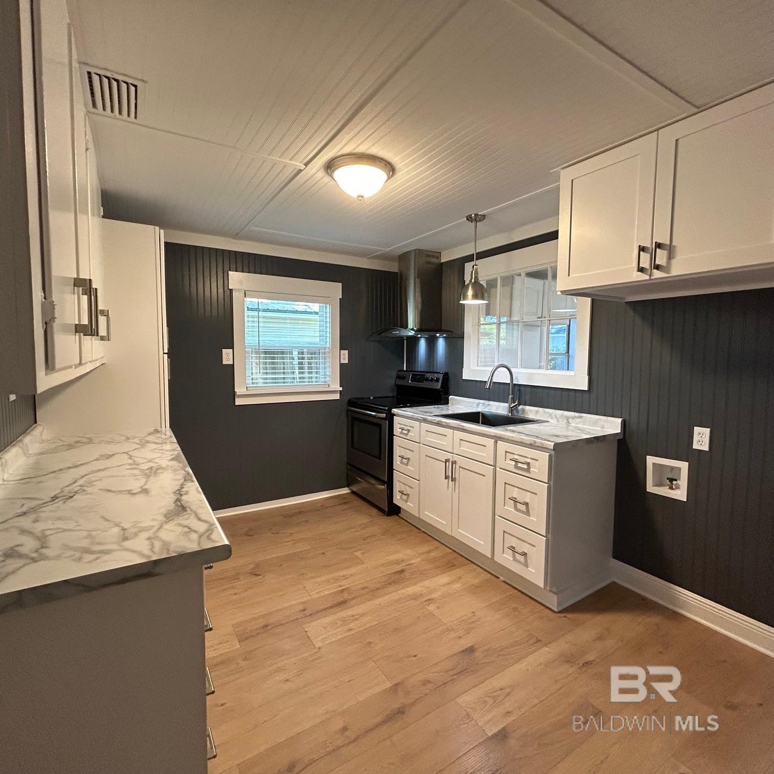 https://zimg.paragon.ice.com/ParagonImages/Property/PG/BCAR/395522/30/0/0/f1bb4e2f8d5ba035ee63668abce6cb08/7/69f820b2d750e0eab5248b2eb404d63a/395522-31b30de8-4b80-4c1c-bc86-814df4e11d30.JPG