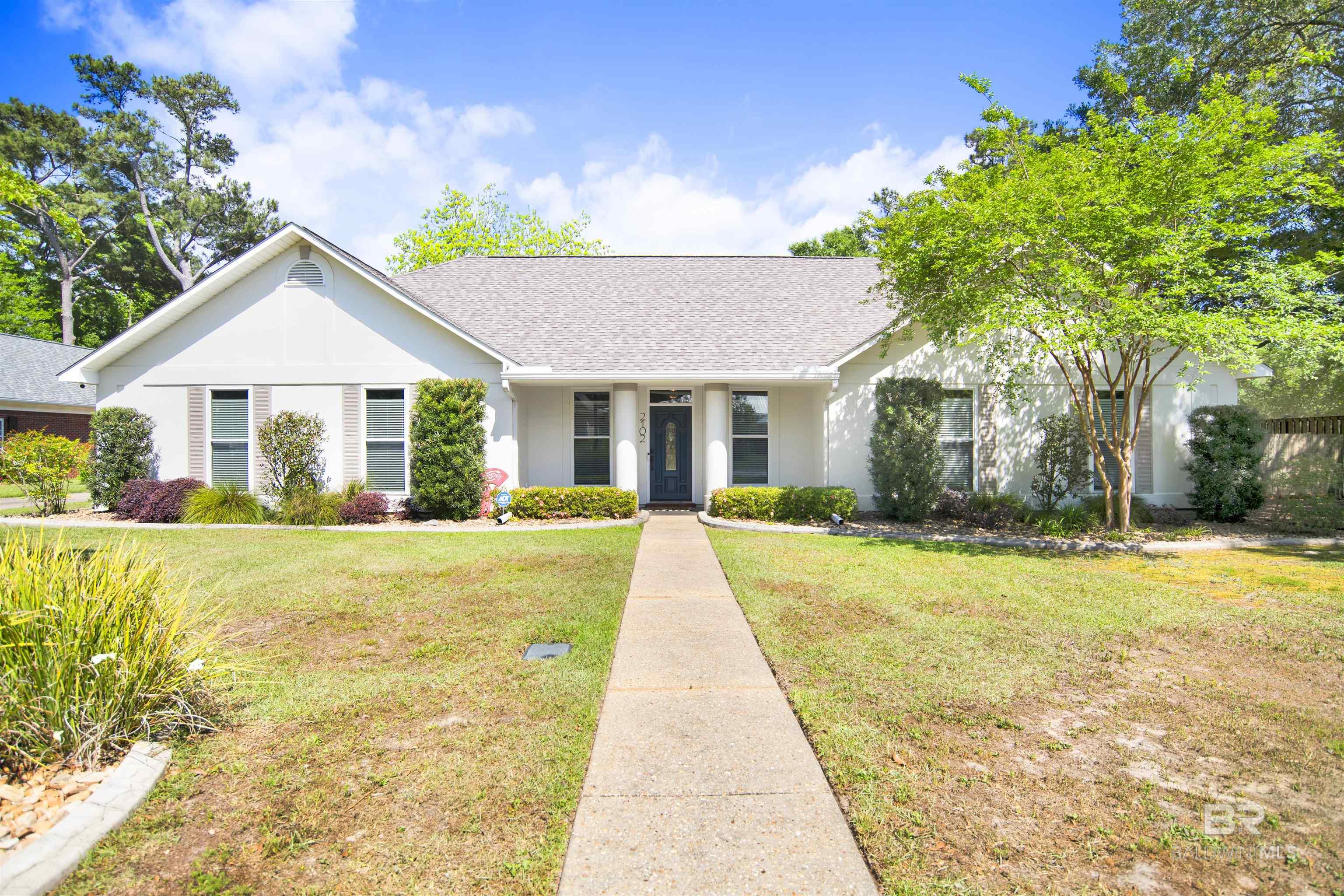 Daphne Middle School - Homes for Sale