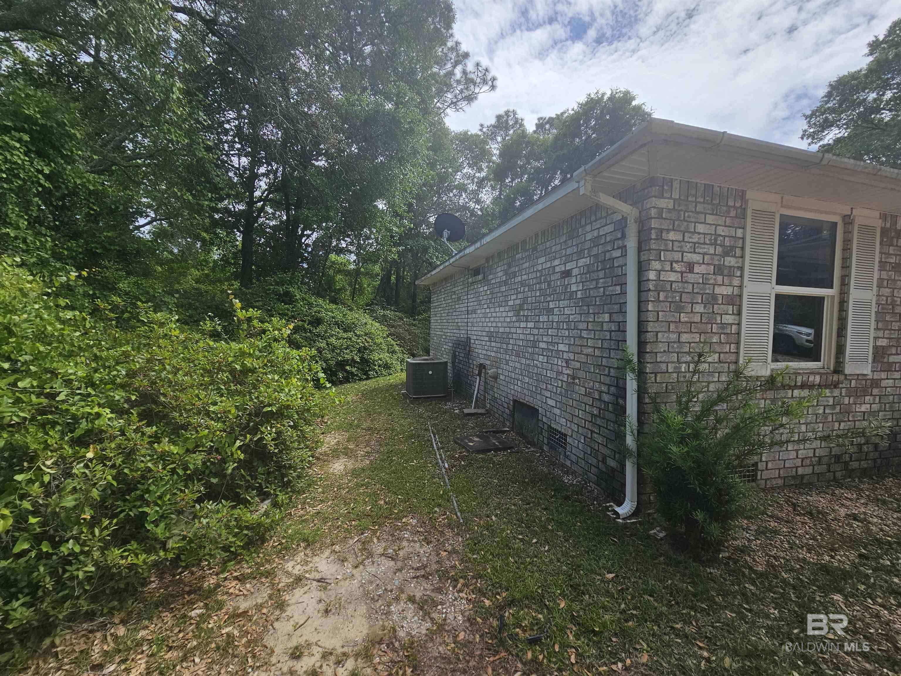 2700 Pine Ridge Drive, Lillian, AL, 36549