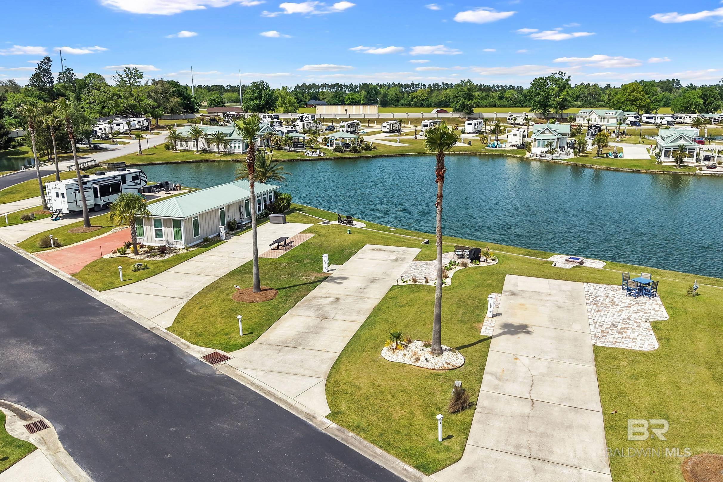 12118 Gateway Drive, Elberta, AL, 36530