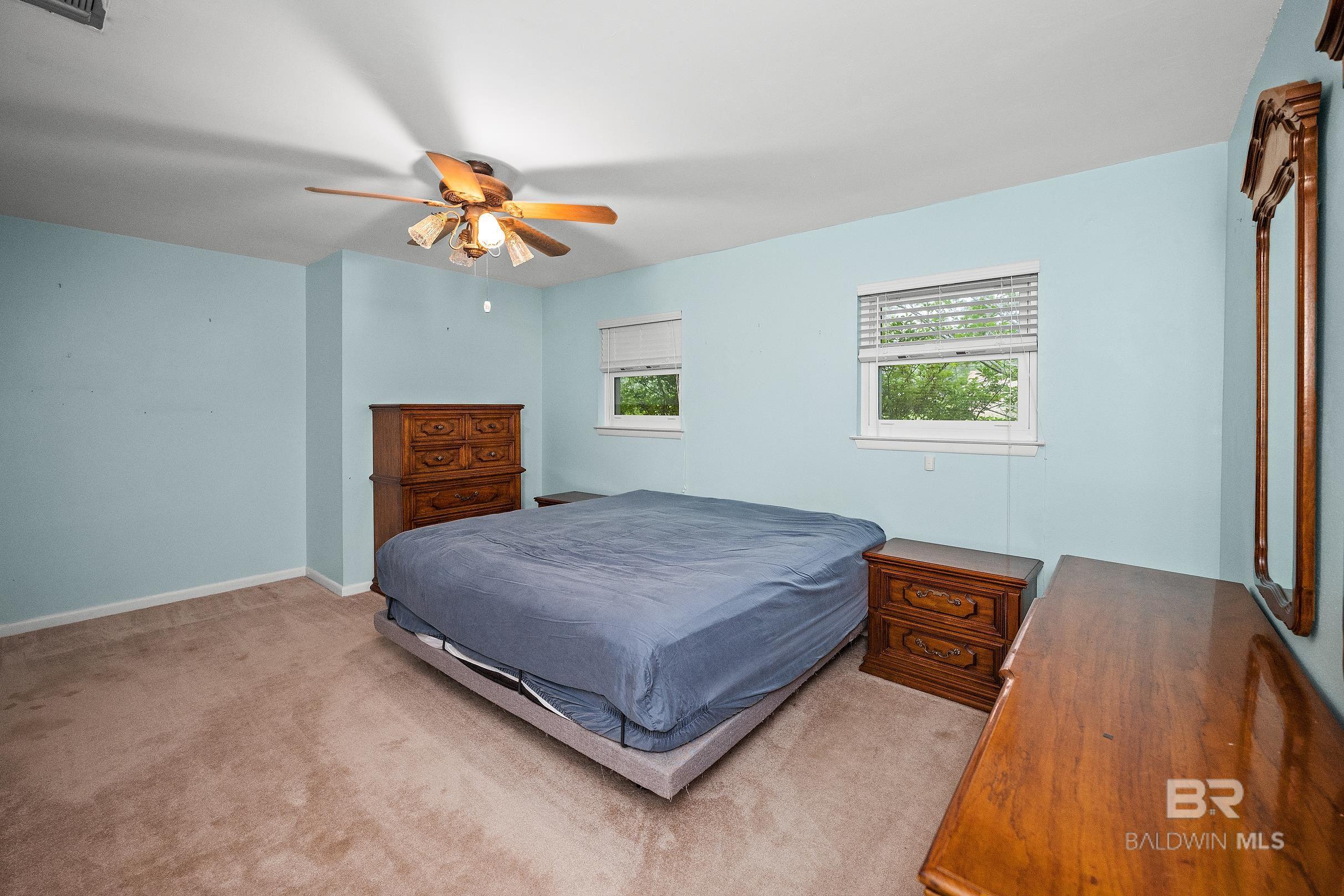 https://zimg.paragon.ice.com/ParagonImages/Property/PG/BCAR/395588/55/0/0/b0d79628fc754e9385f8b36c630f67cb/7/c65644306444078091ed5d986cd38a6a/395588-46deeb62-e514-4960-9184-4da1a2a6510f.JPG