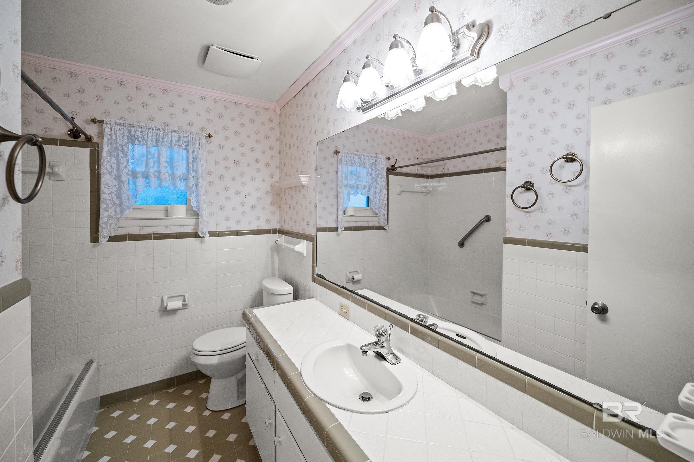 https://zimg.paragon.ice.com/ParagonImages/Property/PG/BCAR/395588/58/0/0/6fb19eedb045f90b3892638242127428/7/c65644306444078091ed5d986cd38a6a/395588-4fe7b206-f1e7-4800-906f-ca5f4de9b205.JPG