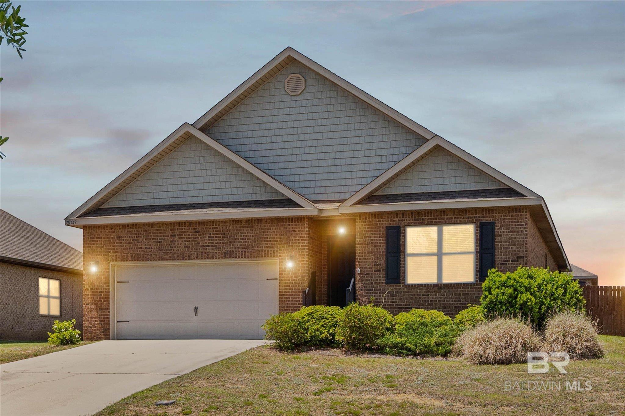 21549 Yosemite Boulevard