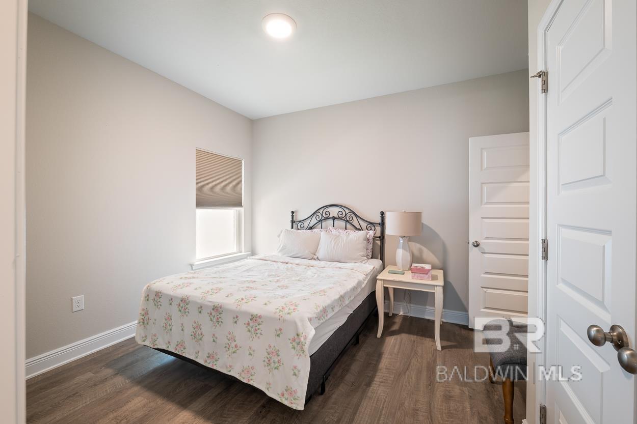 https://zimg.paragon.ice.com/ParagonImages/Property/PG/BCAR/395623/15/0/0/9d7f29792e56bf1f7c0eab3ca231a232/7/c31951f5c8d7924bb9f0112e6368fef9/395623-cd964b4f-9114-423b-b055-f18de9e3dd6b.JPG