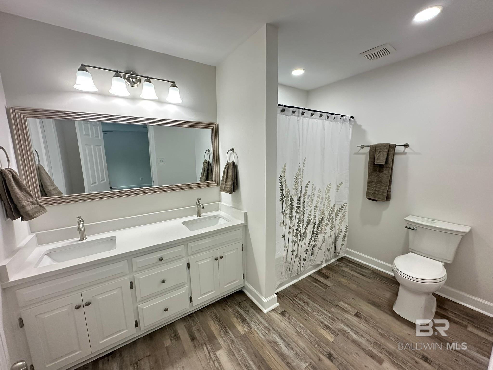 https://zimg.paragon.ice.com/ParagonImages/Property/PG/BCAR/395629/6/0/0/cfb104b71202831971fbd3b34d430b6b/7/549d738e3e50b78a32b178dbe3752369/395629-51f35b04-a3d3-4424-bcf4-ce9a7a984949.JPG