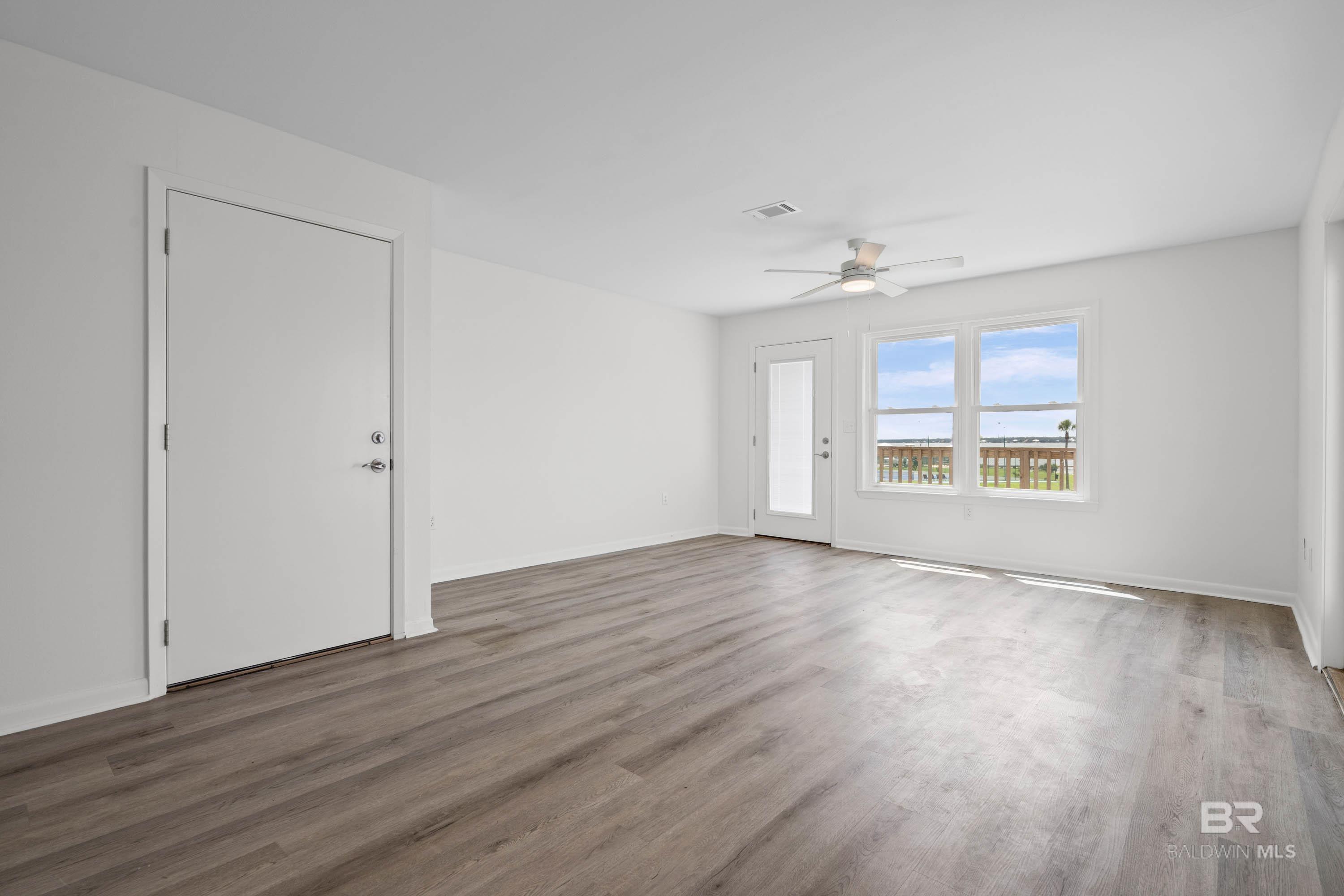 https://zimg.paragon.ice.com/ParagonImages/Property/PG/BCAR/395635/4/0/0/bee13d6b32b3d2b392864896d13d68a2/7/d92bd3056de6e3c3d1584863be9d4adc/395635-57a4219b-60d8-40be-9754-f59e8739a382.JPG