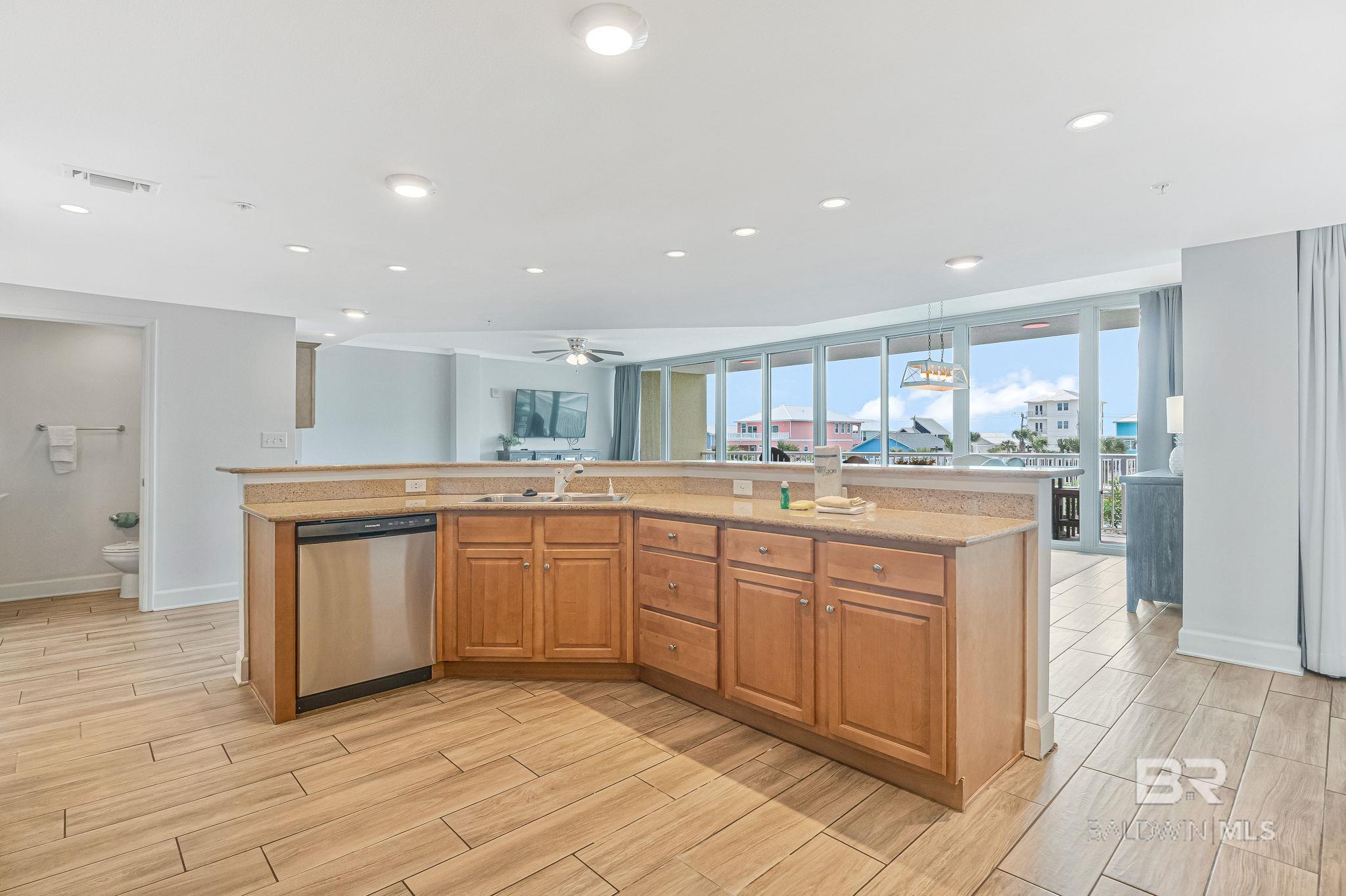 1524 WEST BEACH Boulevard UNIT 202, Gulf Shores, AL, 36542