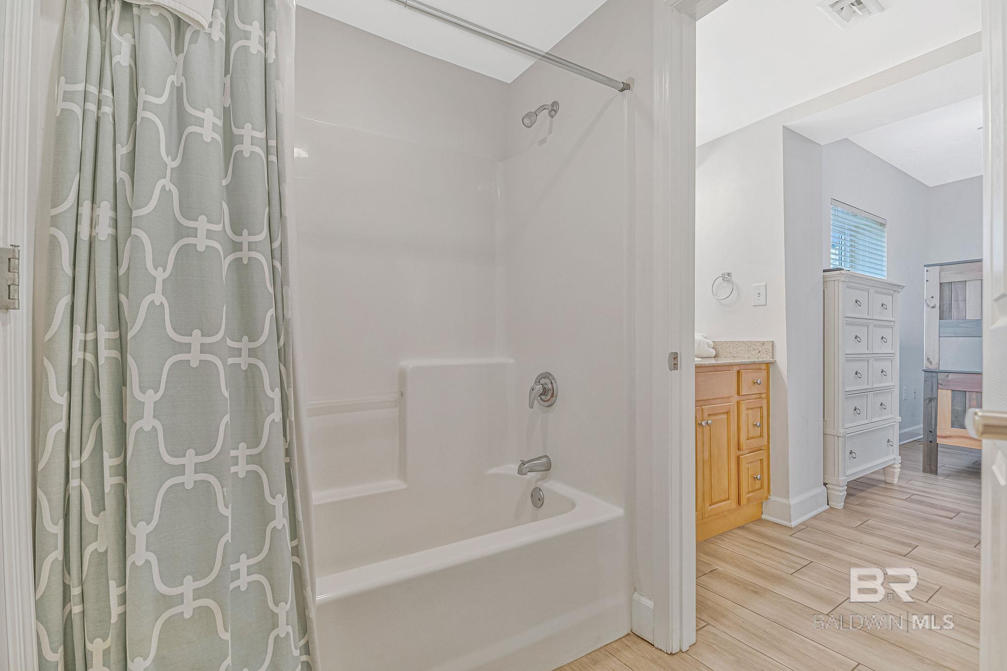 1524 WEST BEACH Boulevard UNIT 202, Gulf Shores, AL, 36542