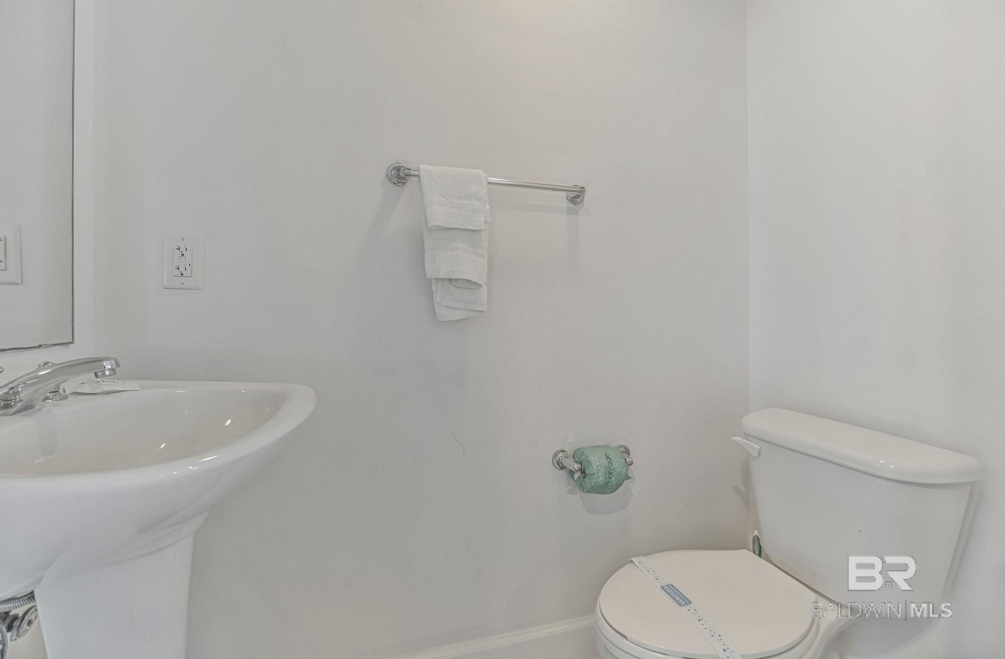 1524 WEST BEACH Boulevard UNIT 202, Gulf Shores, AL, 36542