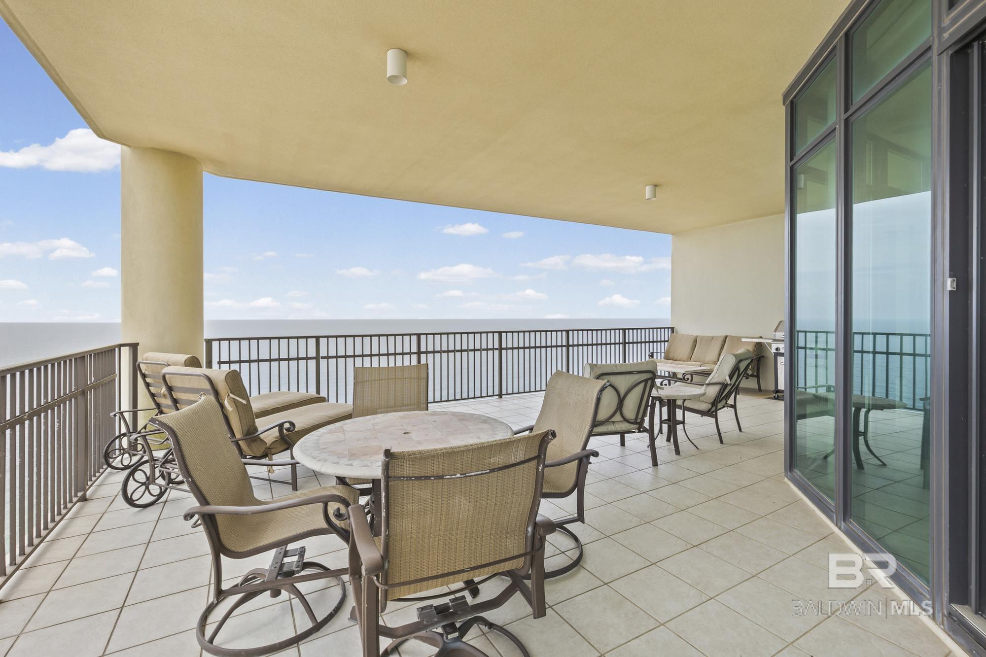 https://zimg.paragon.ice.com/ParagonImages/Property/PG/BCAR/395690/28/0/0/3758e0d37aaf3318ef64b2d343c39d34/7/f67e07ff412aee602a79c597c2ce61e2/395690-b7421f71-93df-44ac-a80f-ab87e25ce6b2.JPG