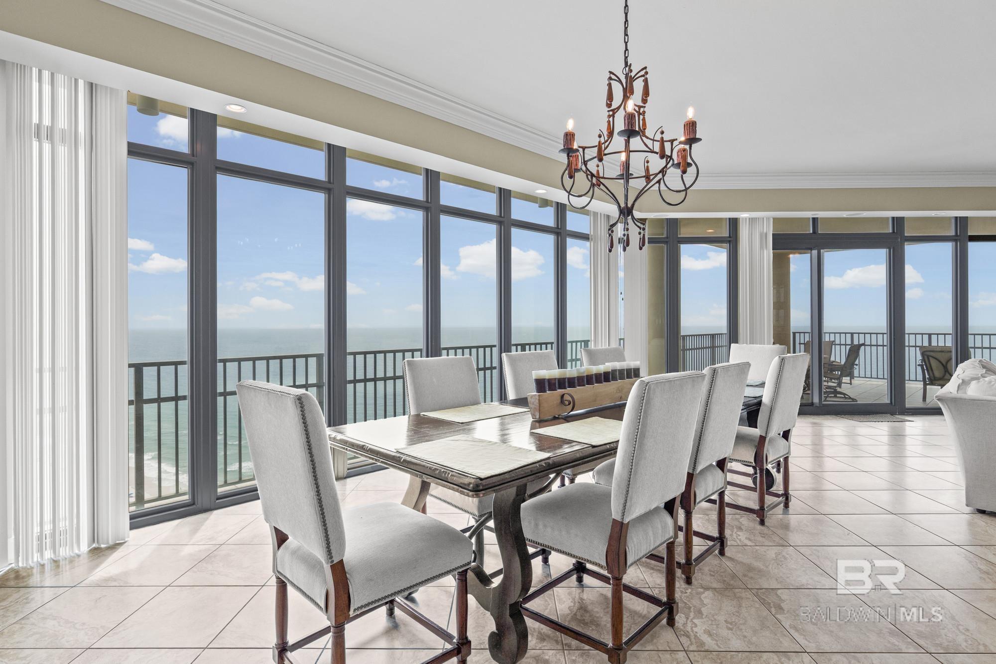 https://zimg.paragon.ice.com/ParagonImages/Property/PG/BCAR/395690/3/0/0/4bd95d85d843645f651c383fe67094e5/7/f67e07ff412aee602a79c597c2ce61e2/395690-96908edf-7c2c-4f33-aae4-3ce5c1382c44.JPG