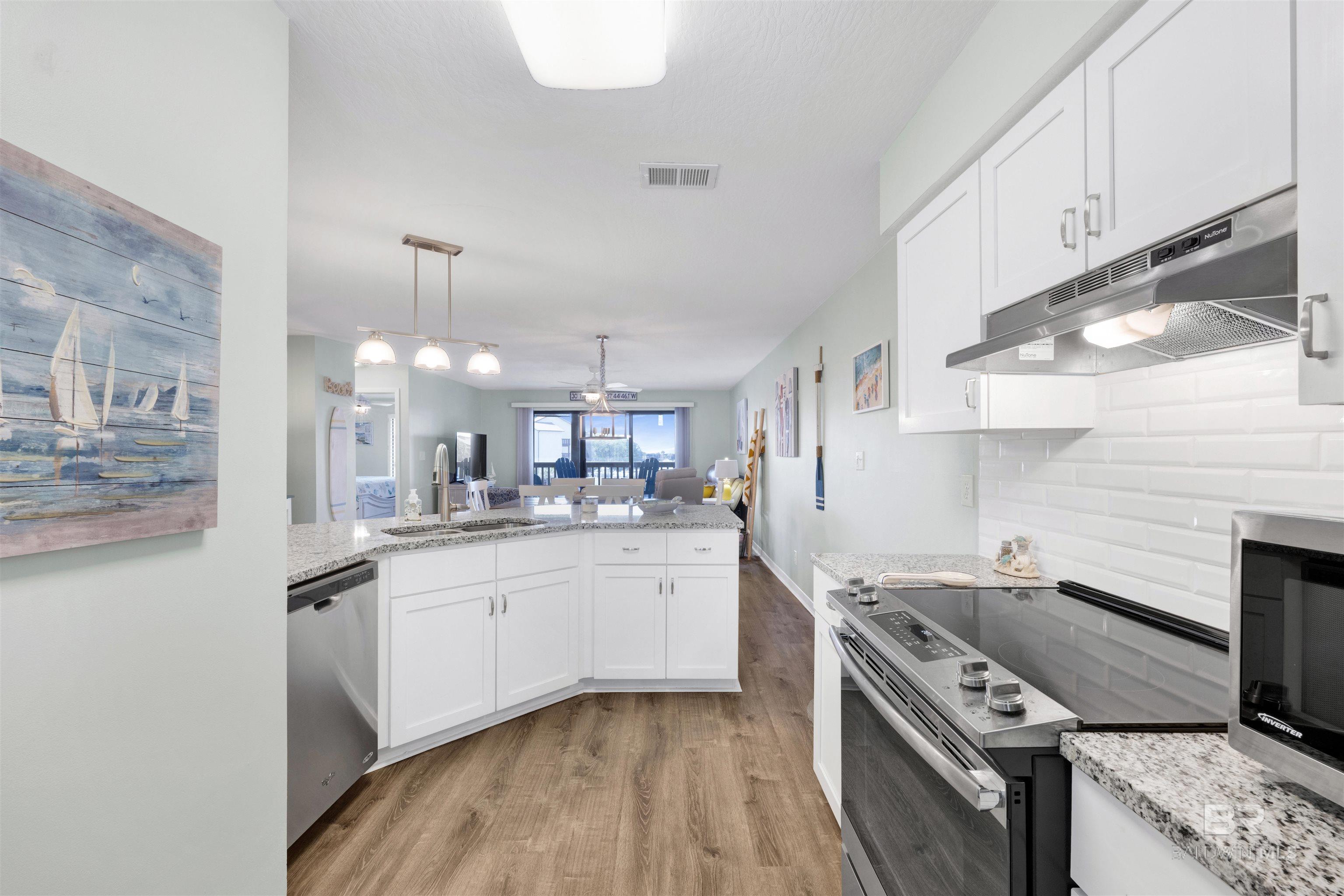4723 PORT SIDE Lane UNIT 201, Gulf Shores, AL, 36542