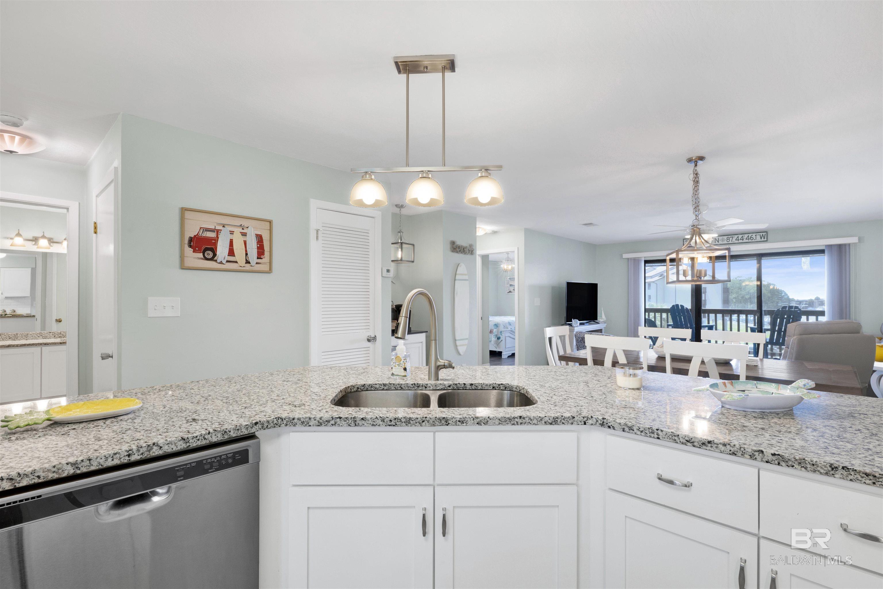 4723 PORT SIDE Lane UNIT 201, Gulf Shores, AL, 36542