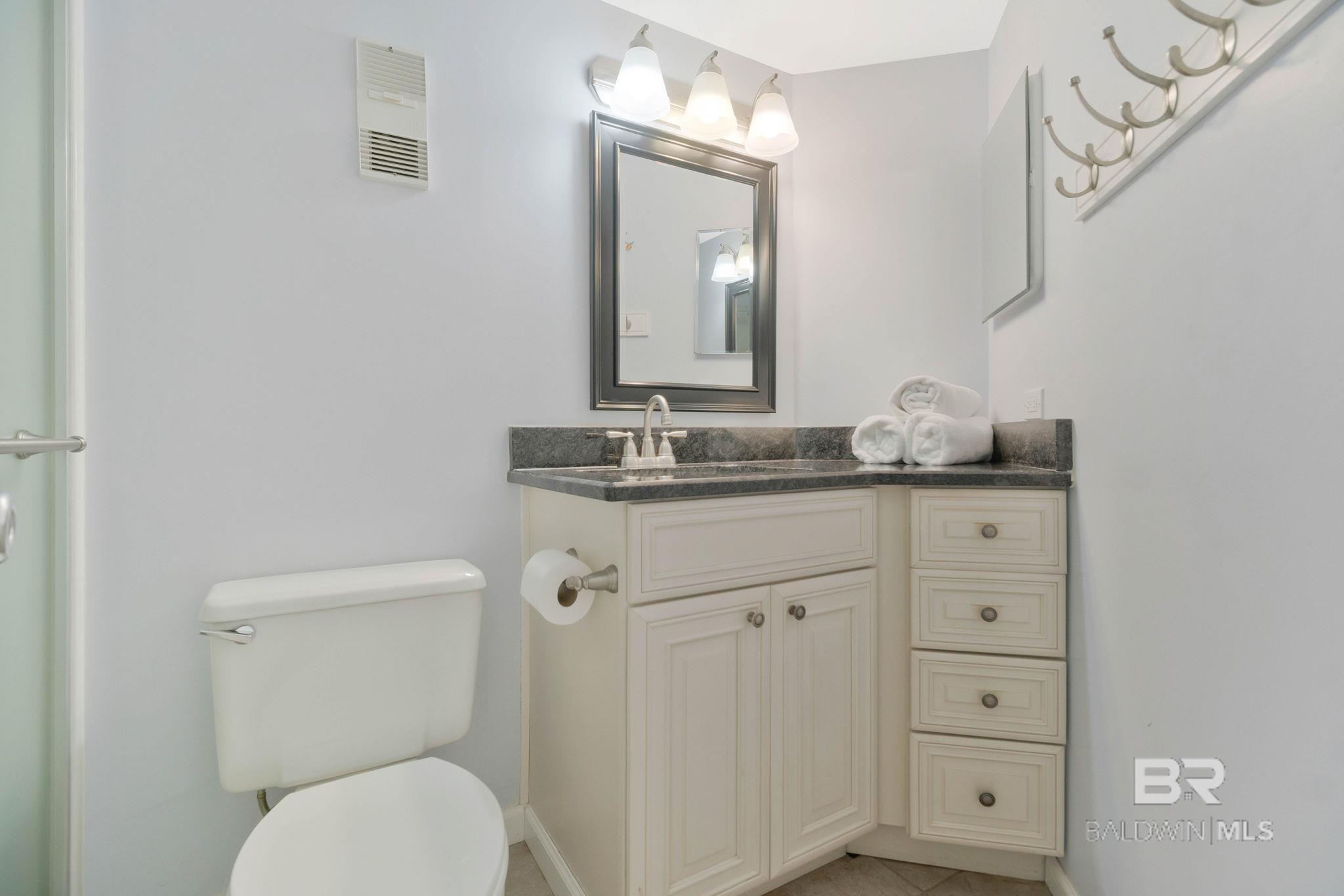 395709 | Photo 20