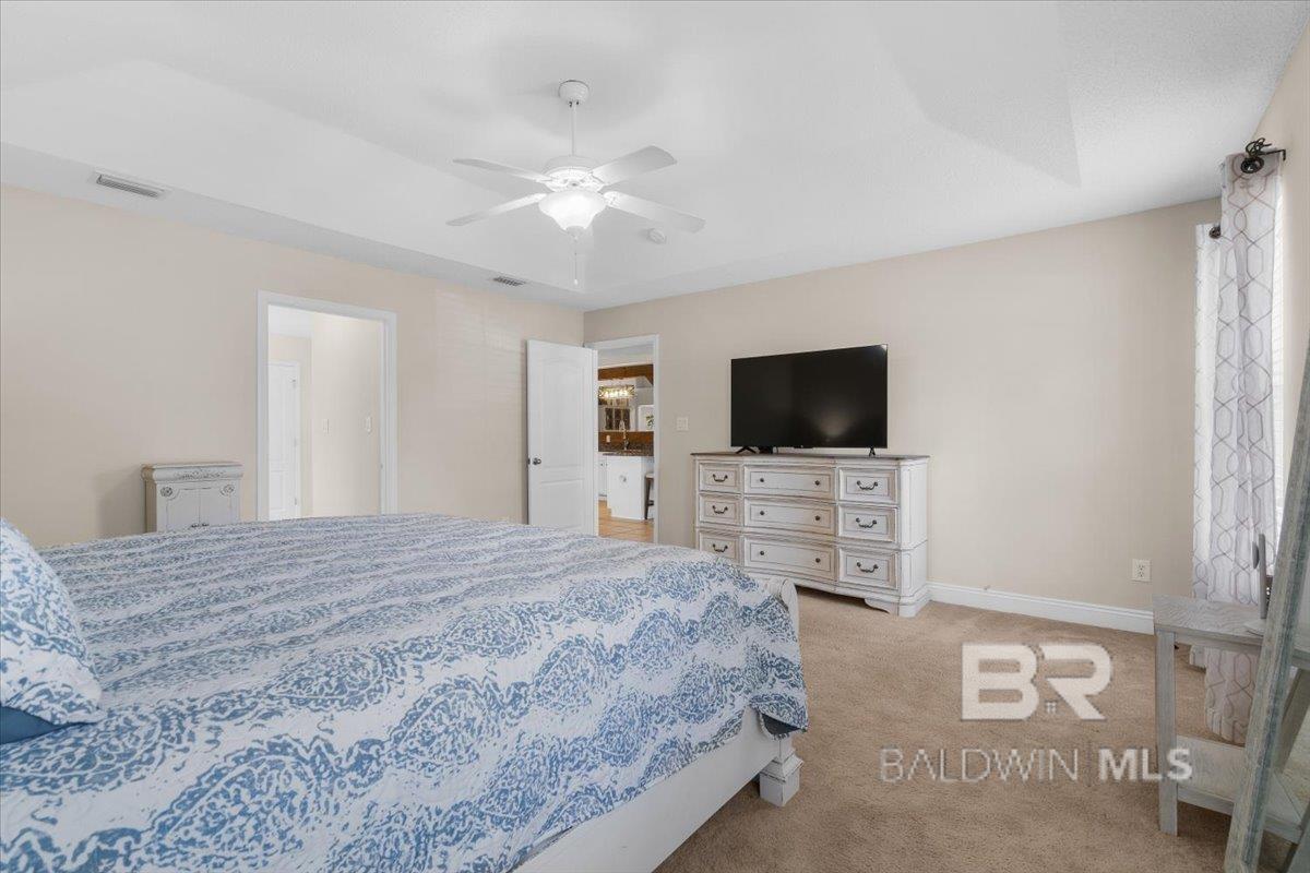 https://zimg.paragon.ice.com/ParagonImages/Property/PG/BCAR/395710/48/0/0/432513a5d19c2b0ac91cc378eb5e9fd1/7/190b1d7aab8aa21feffa523623fb1a96/395710-d1f397a2-d66e-4cff-8a1a-fe3979d5b0d6.JPG