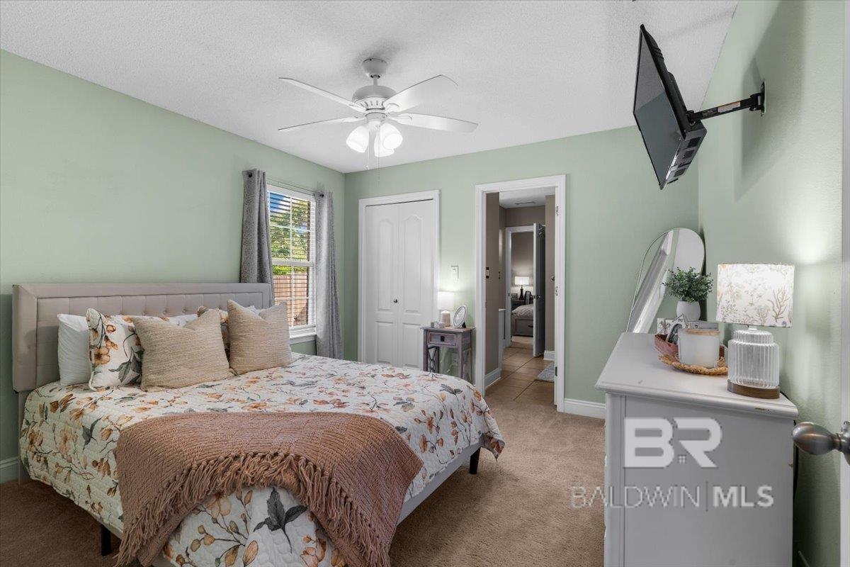 https://zimg.paragon.ice.com/ParagonImages/Property/PG/BCAR/395710/60/0/0/37ff5299a8a5767e18e328aaa5a17795/7/190b1d7aab8aa21feffa523623fb1a96/395710-26b13580-ac30-4e35-9a0b-8c1a839cae6d.JPG