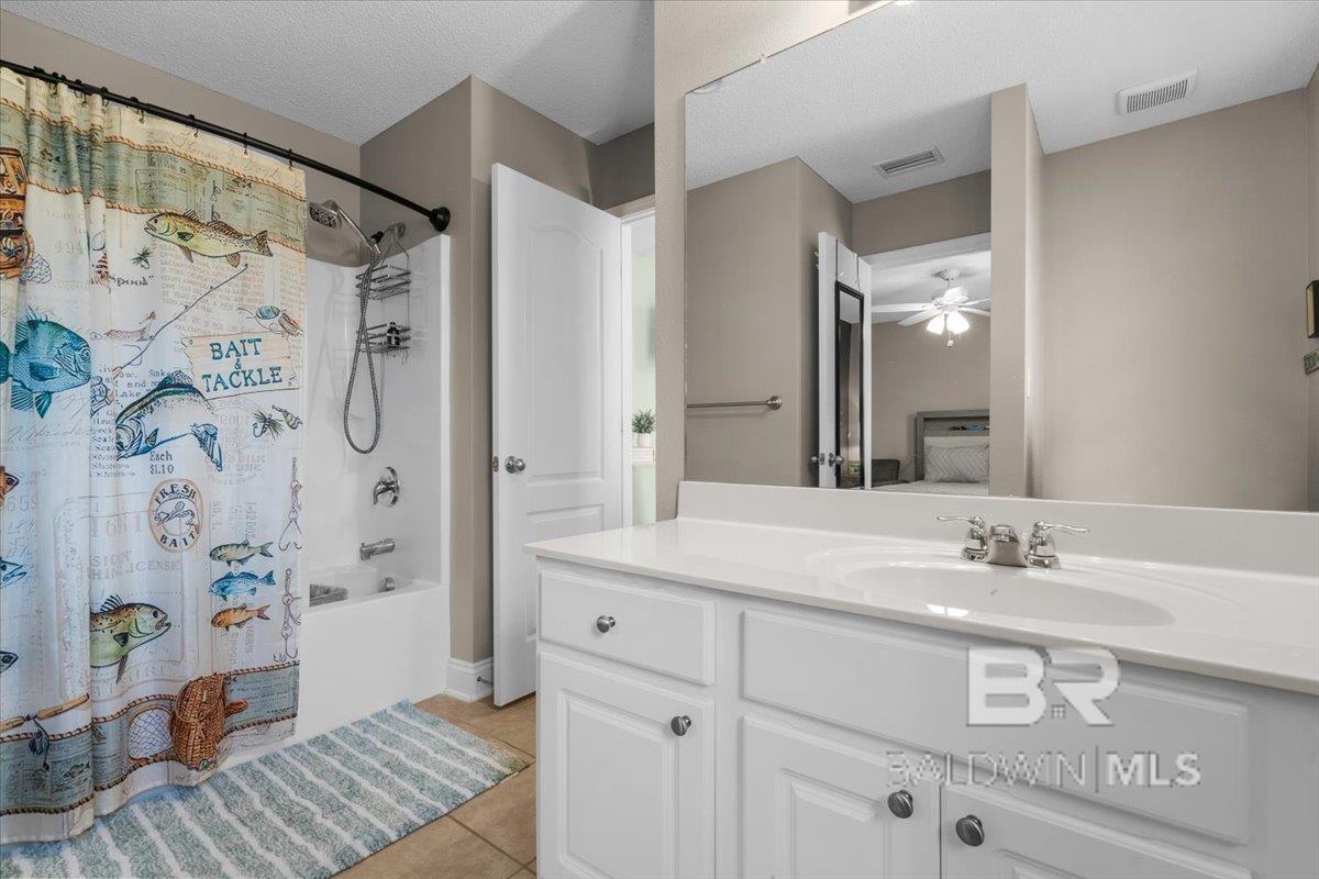 https://zimg.paragon.ice.com/ParagonImages/Property/PG/BCAR/395710/64/0/0/4f54b0251ad632263788c4e3d3a583f5/7/190b1d7aab8aa21feffa523623fb1a96/395710-474df0bf-fbcb-4dcd-b4e2-7ef05e0d3185.JPG
