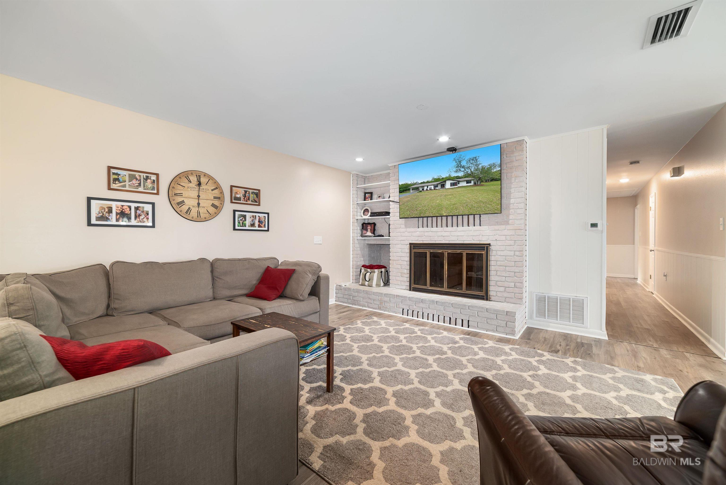 1410 S Juniper Street, Foley, AL, 36535