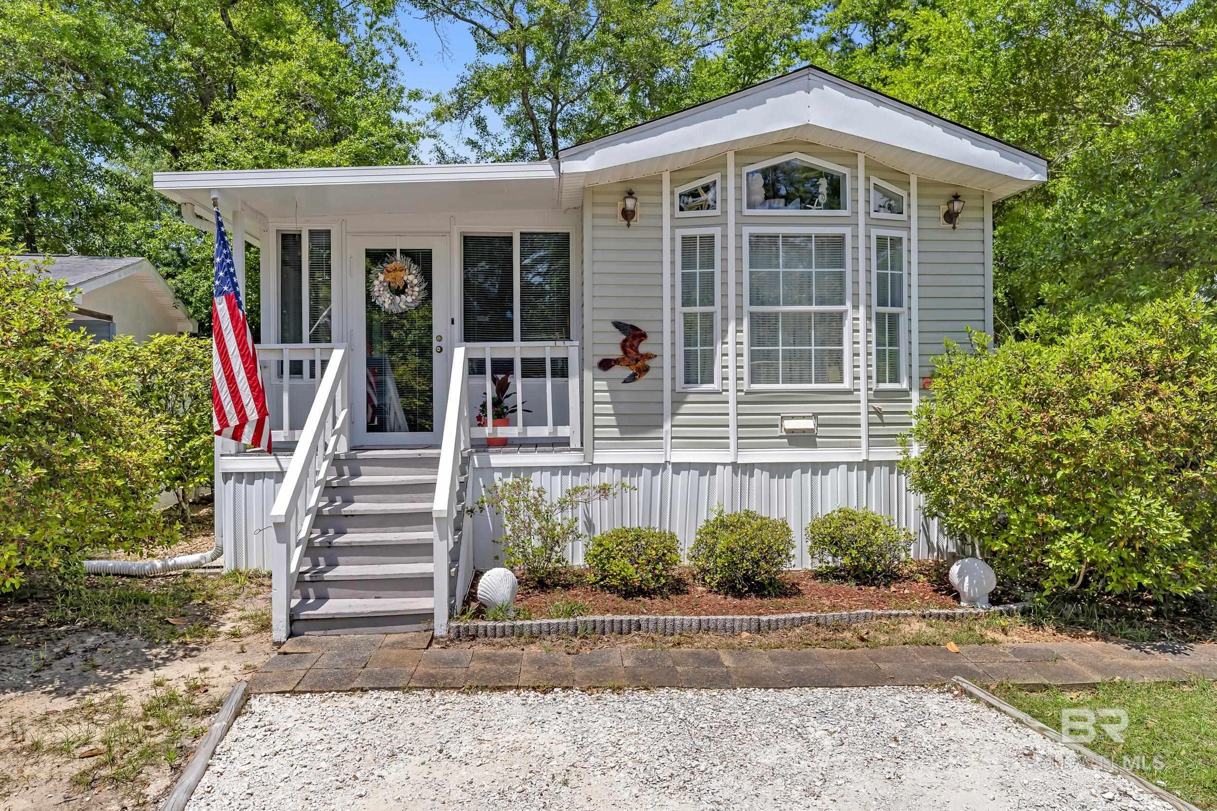 616 Escambia Loop, Lillian, AL, 36549