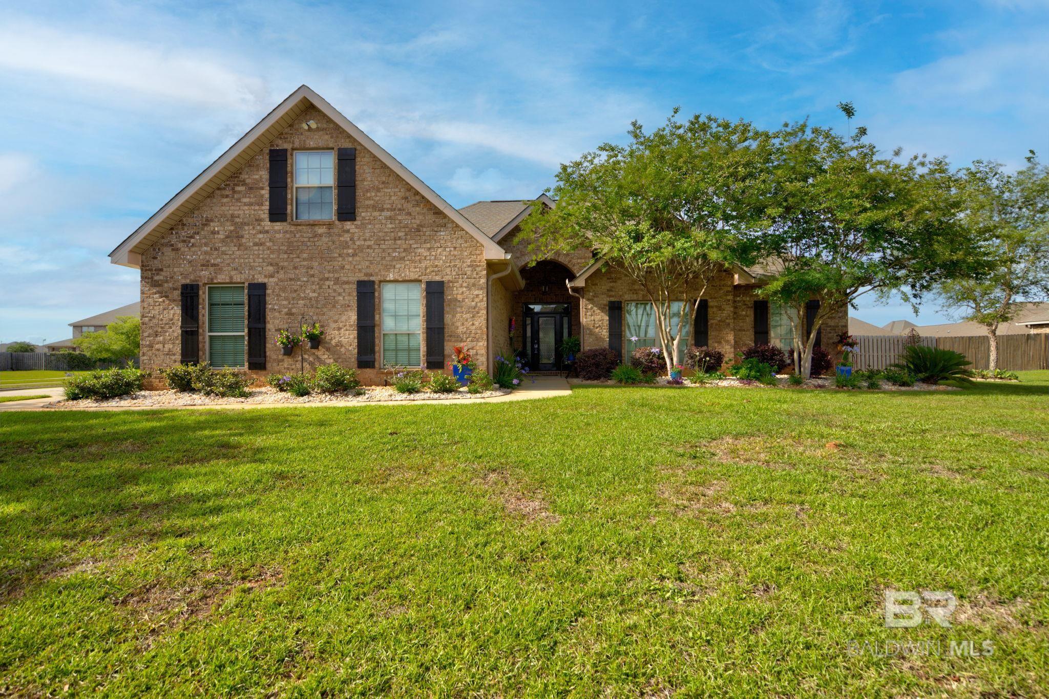 Large Homes for Sale in Daphne
