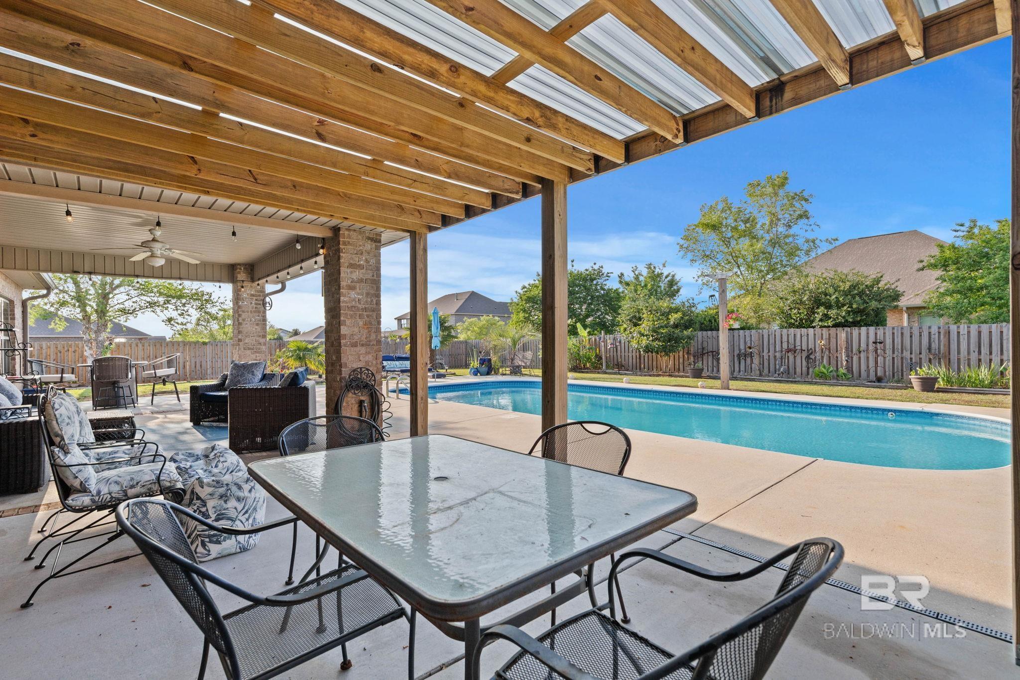 https://zimg.paragon.ice.com/ParagonImages/Property/PG/BCAR/395841/52/0/0/d01b72e0231038aa7ba96617d8860c3c/7/2d88ae481ffa1b5a189841df476af1a9/395841-109806f5-fc13-4ca5-a21a-44828ed1e179.JPG