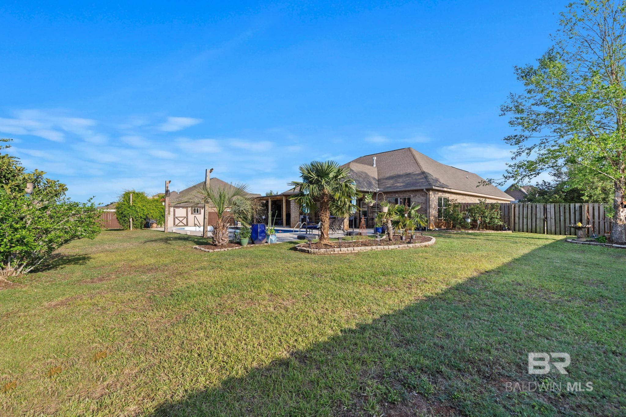 https://zimg.paragon.ice.com/ParagonImages/Property/PG/BCAR/395841/64/0/0/1b5f343f2b8df2432c9b123a9868f913/7/2d88ae481ffa1b5a189841df476af1a9/395841-9127f92a-bed4-4314-bc71-e6ecd251ed11.JPG