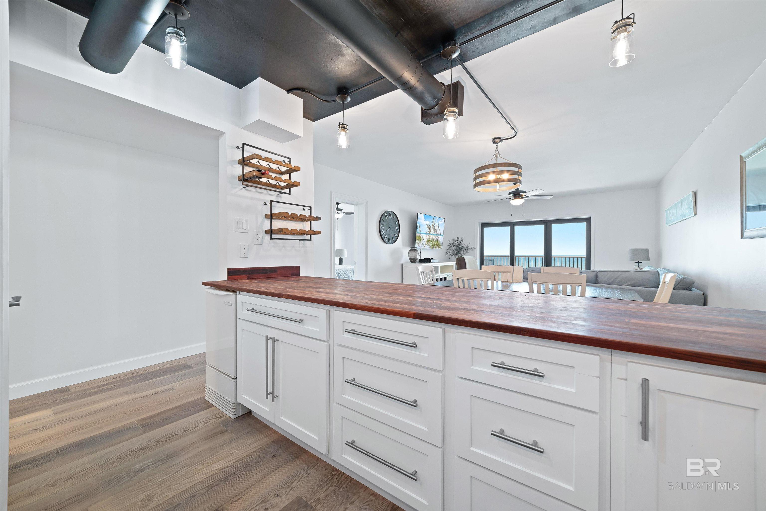 1109 W Beach Boulevard UNIT C-2, Gulf Shores, AL, 36542