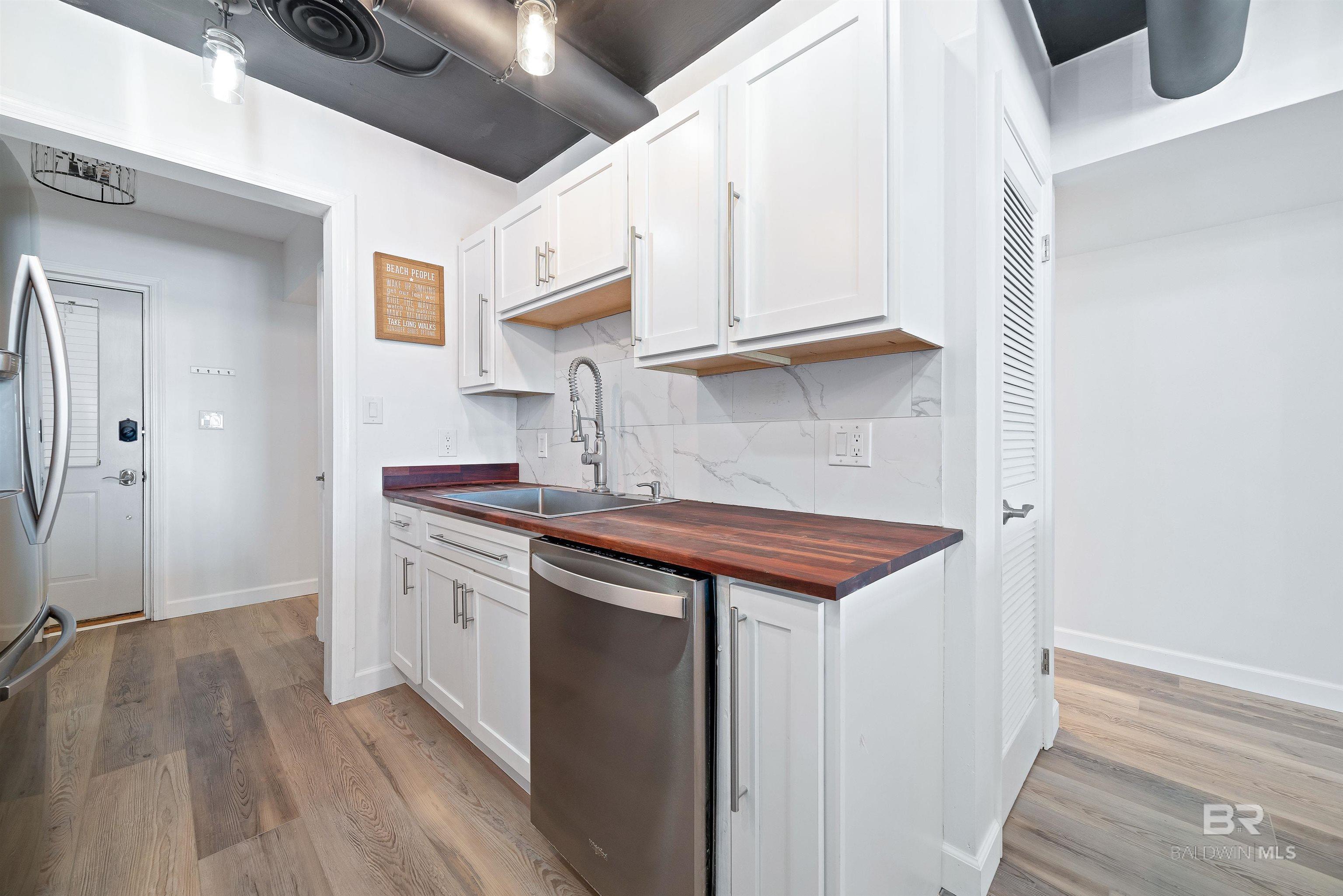 1109 W Beach Boulevard UNIT C-2, Gulf Shores, AL, 36542