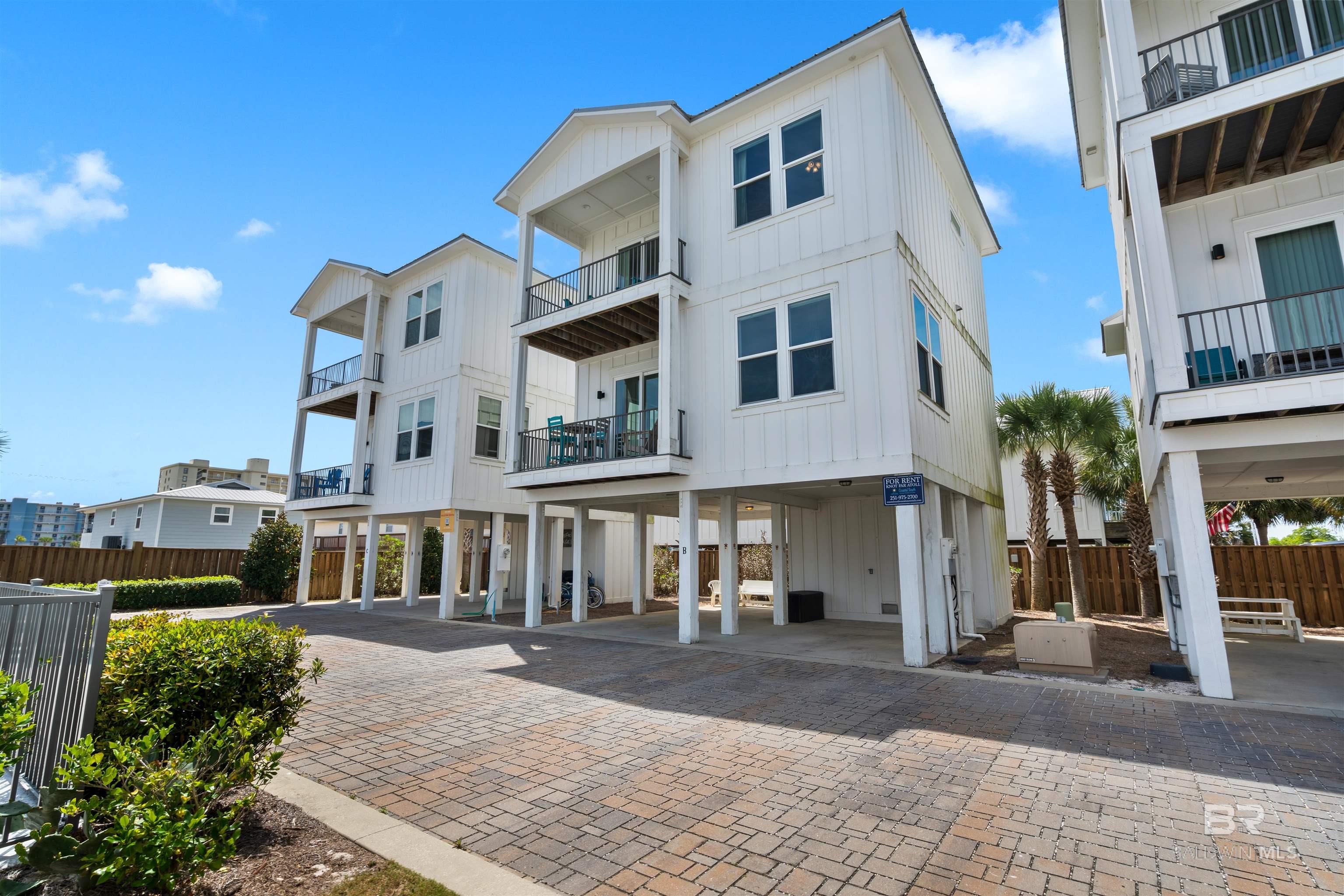 Gulf Shores Elementary School - Homes for Sale