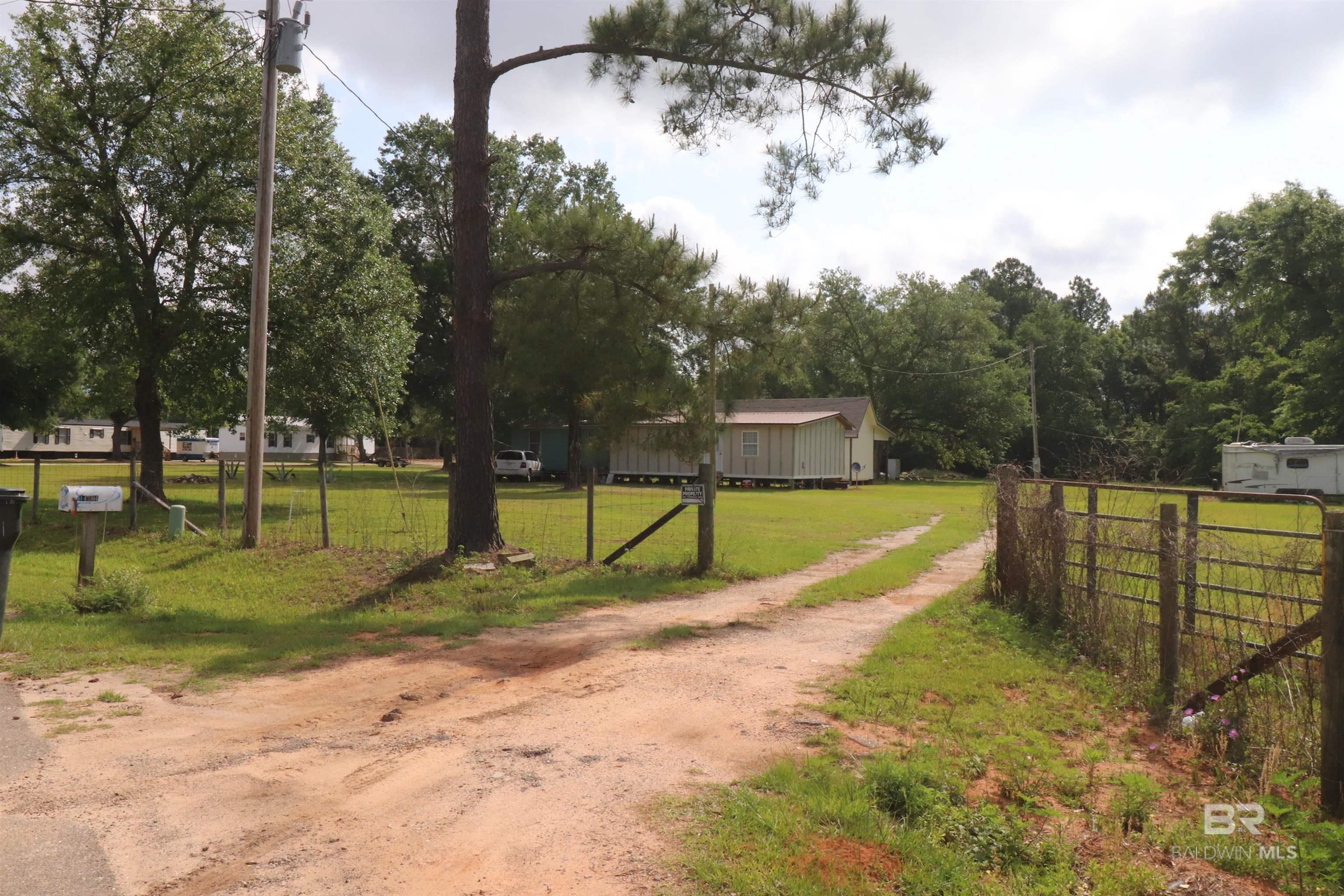 395890 | Photo 3