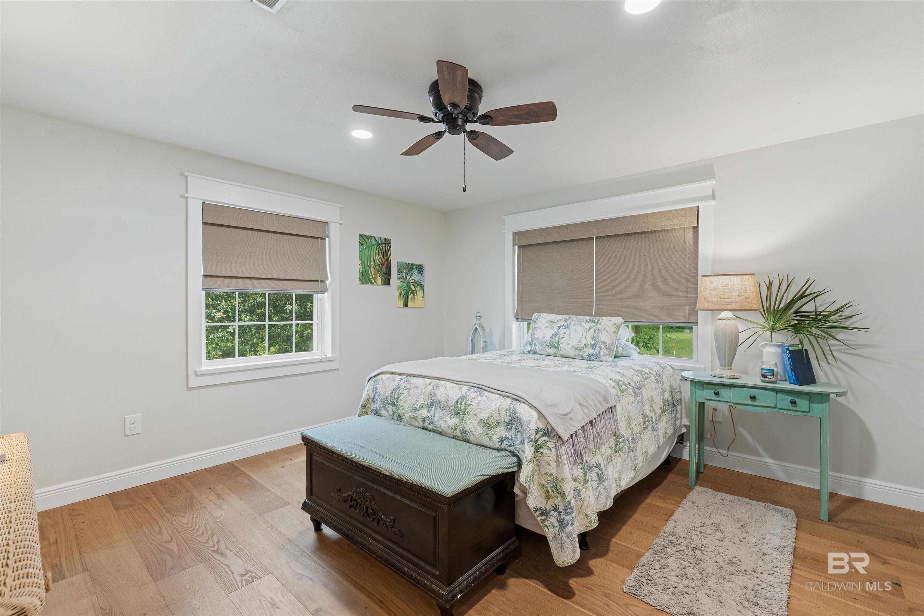 https://zimg.paragon.ice.com/ParagonImages/Property/PG/BCAR/395916/55/0/0/714ffc0a17367936519e3492cde5f15d/7/a576d5616b07b635731320b027e0b171/395916-e1081922-f750-4f59-aad0-9230227bd636.JPG
