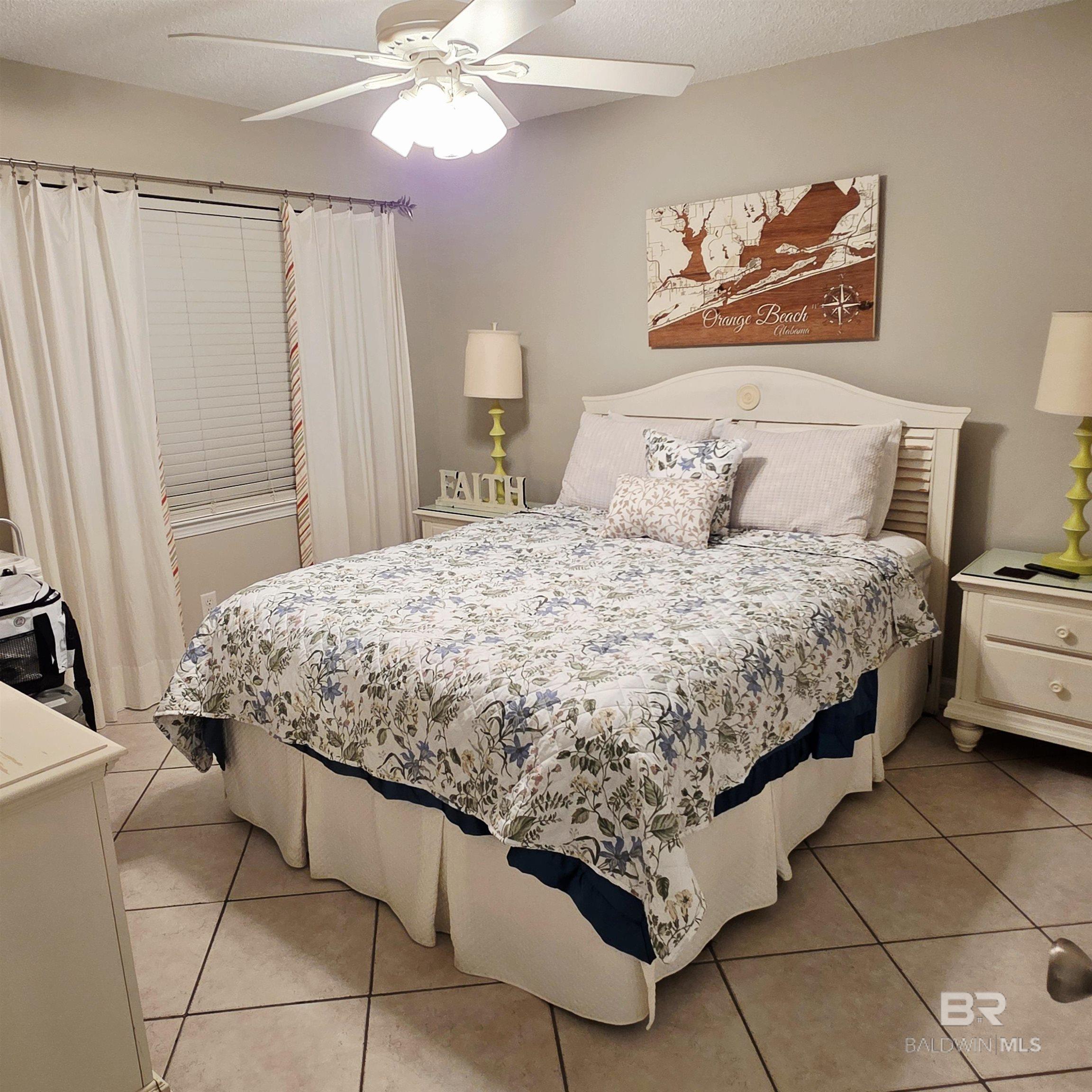 https://zimg.paragon.ice.com/ParagonImages/Property/PG/BCAR/395920/15/0/0/de1d71d6fcf1dd3522d7583d75aedfce/7/45b920d2222073ad994af9a1a29ee96a/395920-6cdea4ea-e5b4-4554-8368-c7dfafb5045a.JPG