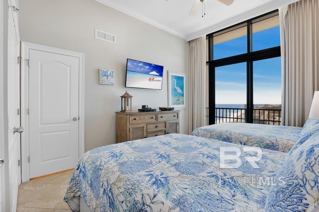 https://zimg.paragon.ice.com/ParagonImages/Property/PG/BCAR/395922/20/0/0/c296252e3cc5f6fb4eb67c4f0d6361f5/7/741ca3a00c9c15de8d2b6f31d563503d/395922-F204DBC8-29EB-46EE-BC31-08339DEC674D.JPG
