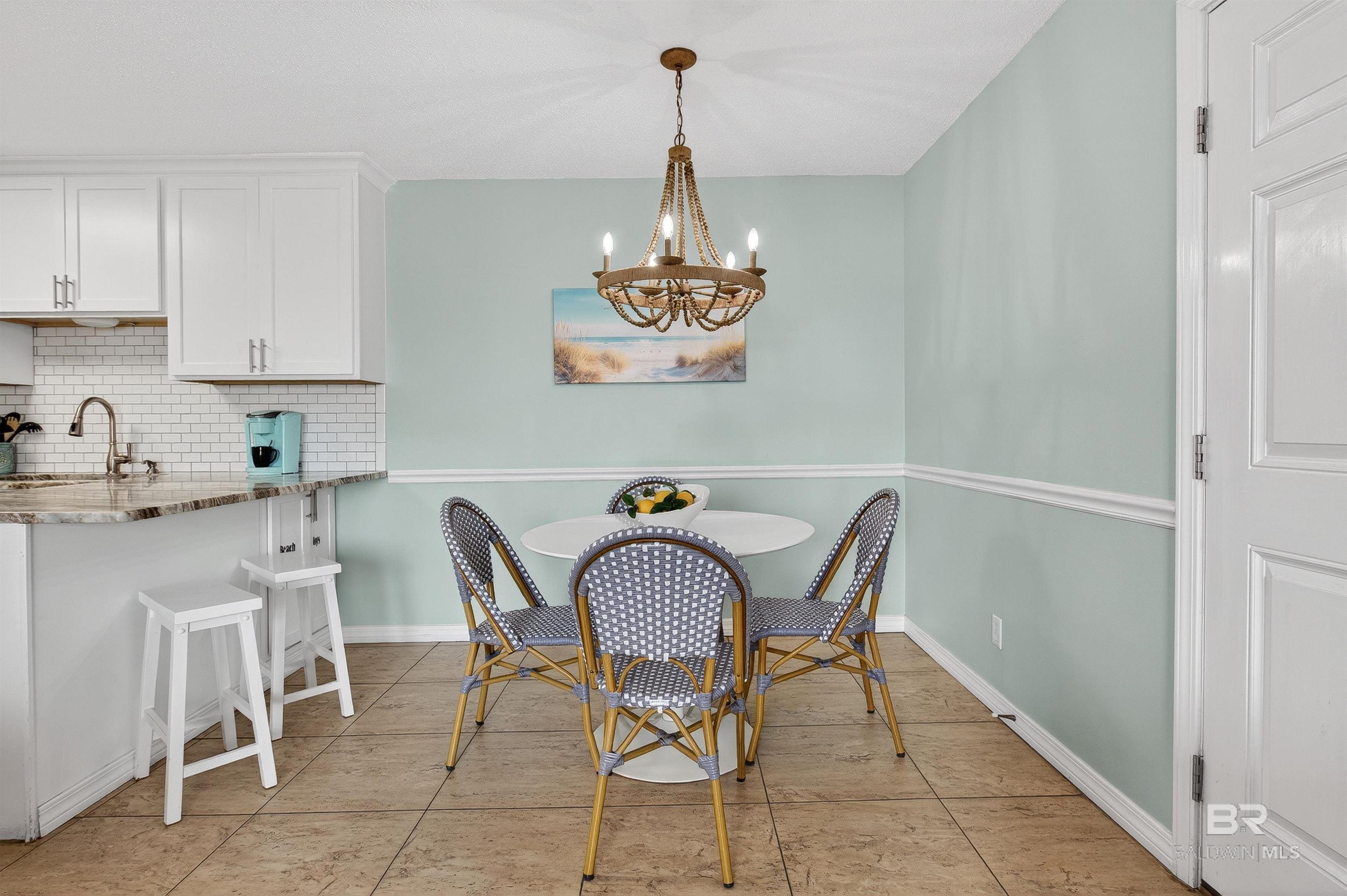 1129 W Beach Boulevard UNIT 211, Gulf Shores, AL, 36542