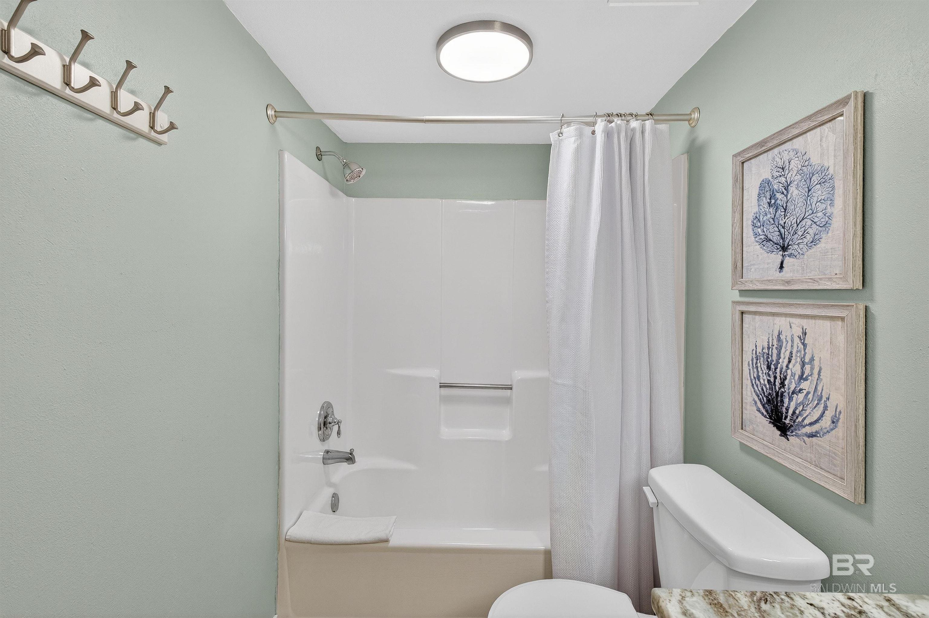 1129 W Beach Boulevard UNIT 211, Gulf Shores, AL, 36542
